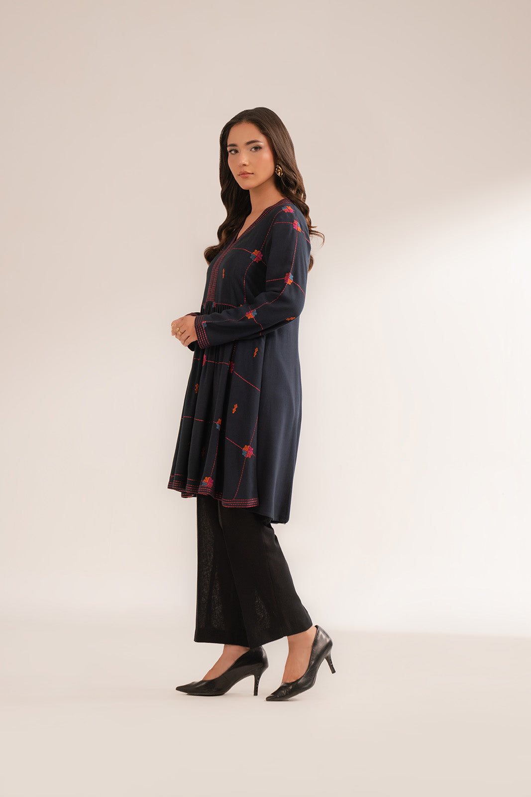 1 Piece Lawn Karandi Embroidered Shirts (CS0384)