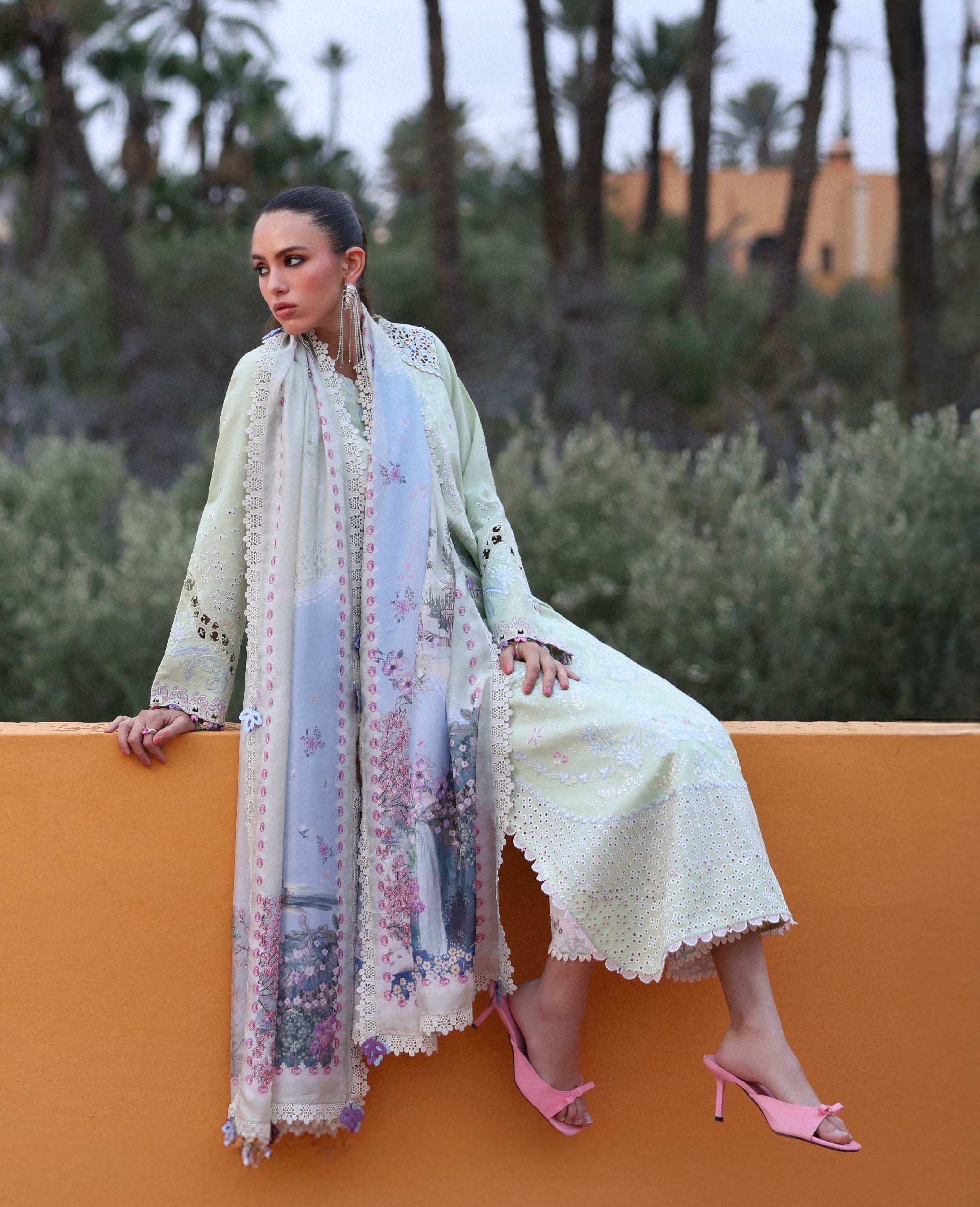 https://cdn.shopify.com/s/files/1/0264/6795/8858/files/Aurore4.jpg?v=1772603185