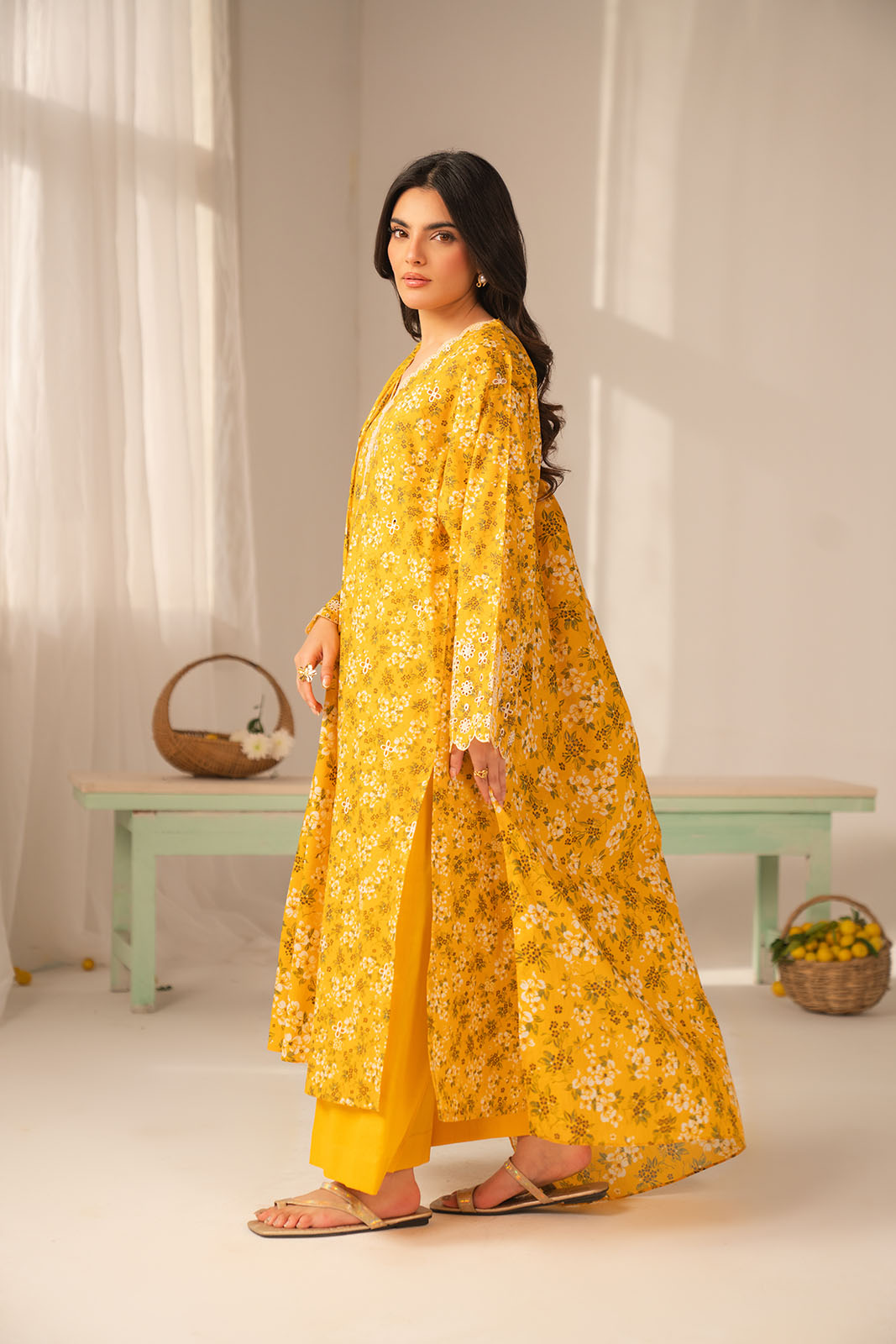 3 Piece Printed Lawn Embroidered Unstitched Suit (UC0131)
