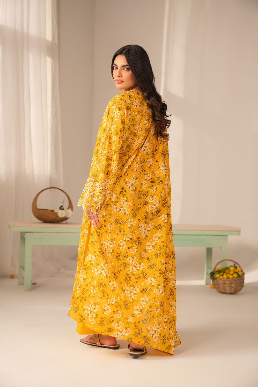 3 Piece Printed Lawn Embroidered Unstitched Suit (UC0131)