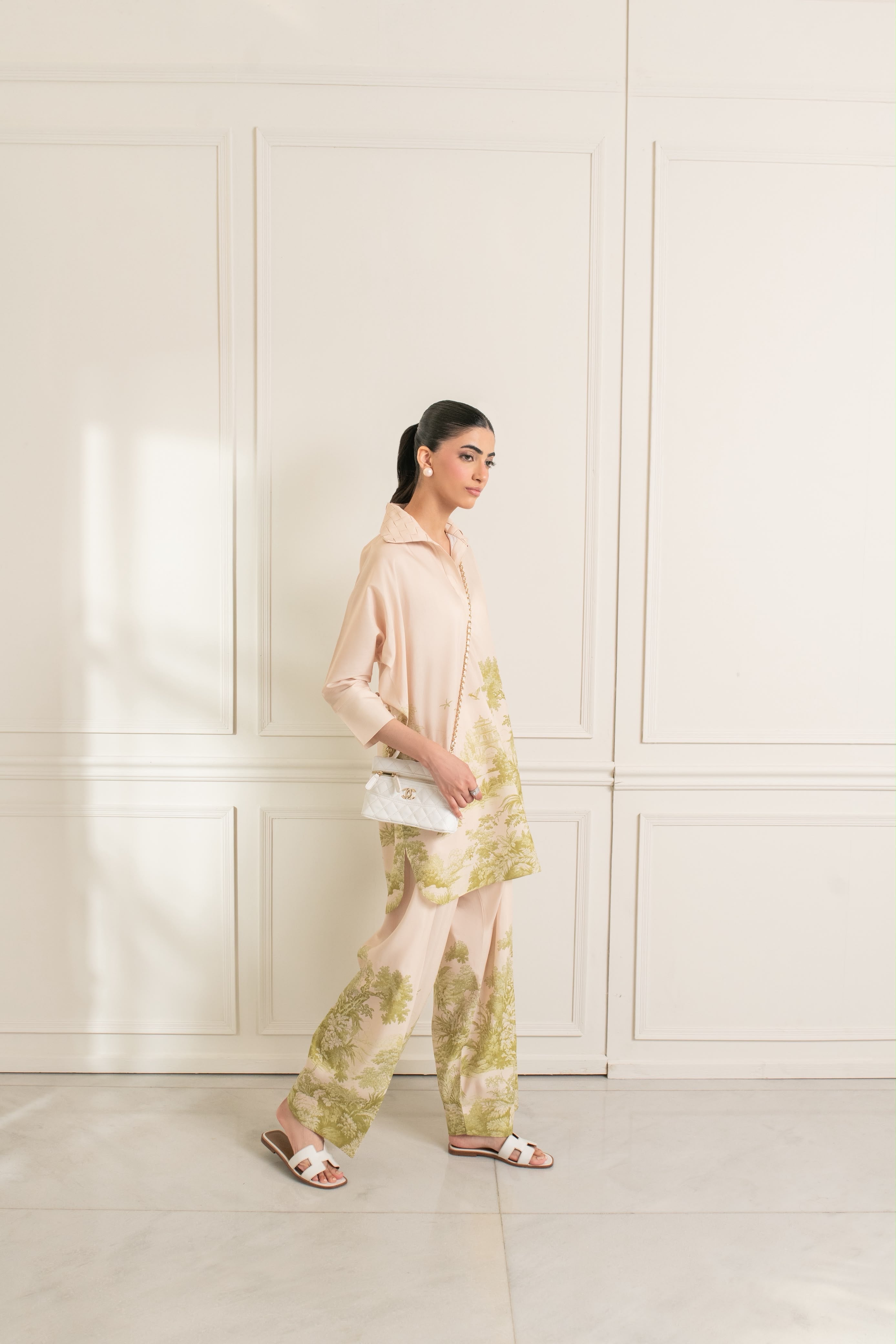Toile (A)