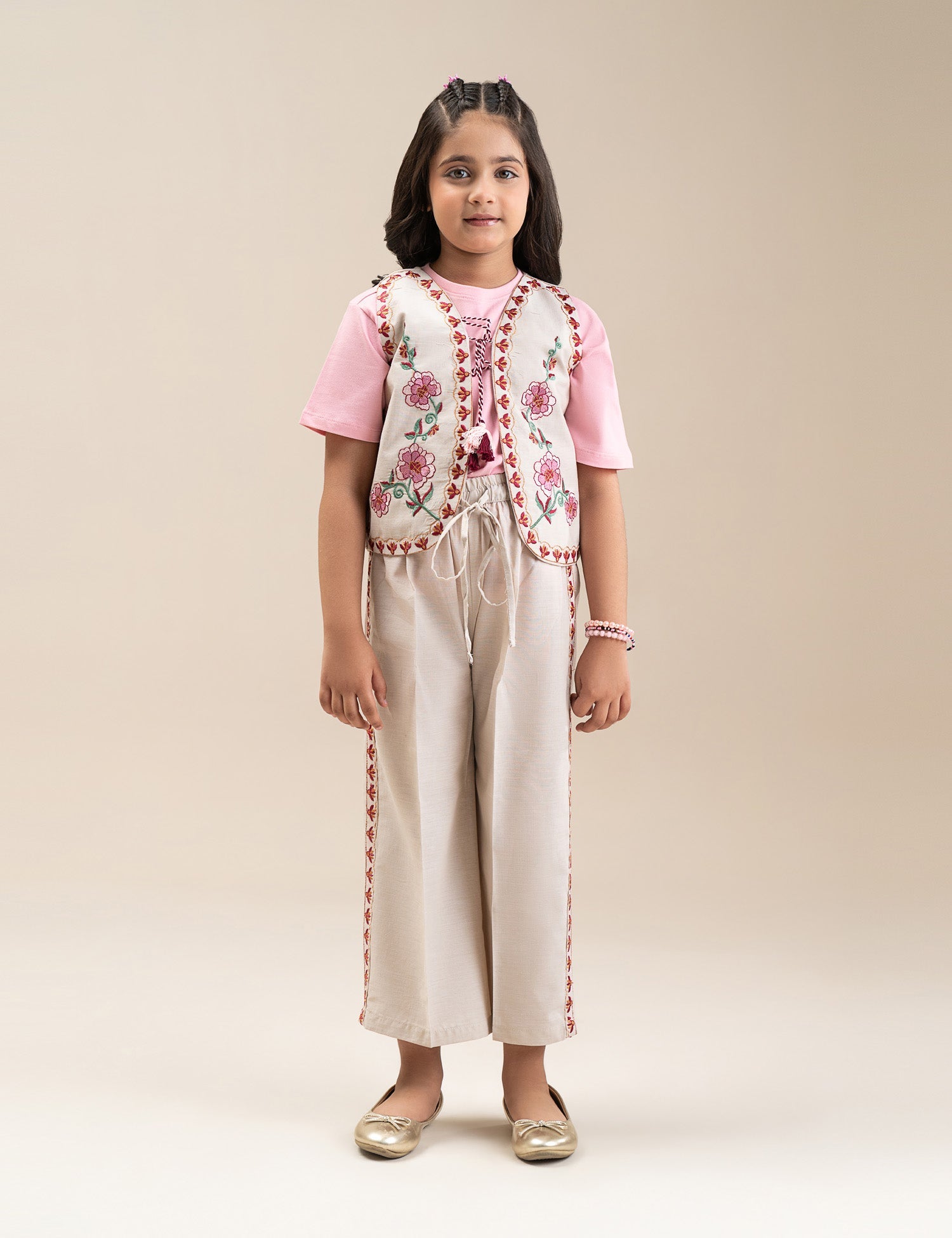 2 PIECE FLORAL EMBROIDERED SUIT