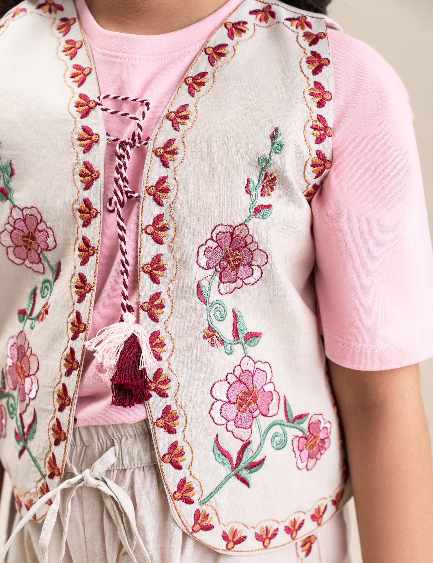 2 PIECE FLORAL EMBROIDERED SUIT