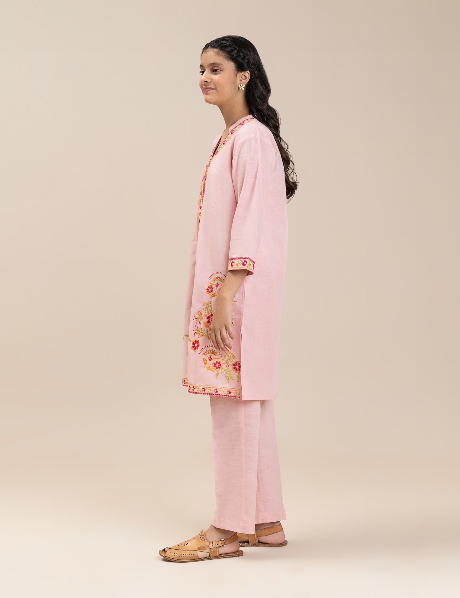 https://cdn.shopify.com/s/files/1/0488/9201/8848/files/BK12601GEWK9510_4_a6b013a3-c9bb-427b-8575-fbff65d494b6.jpg?v=1782299168