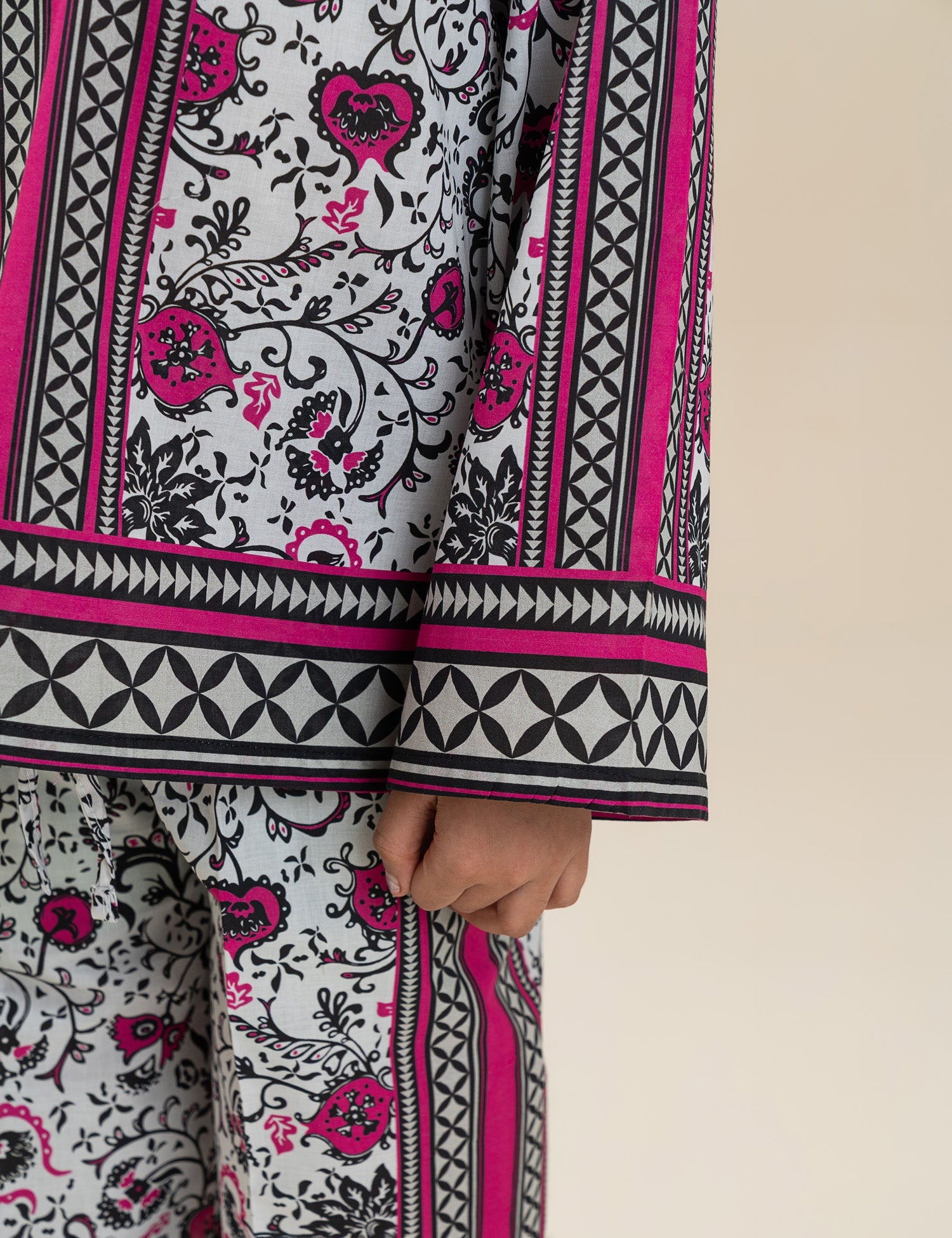 2 PIECE PRINTED SUIT