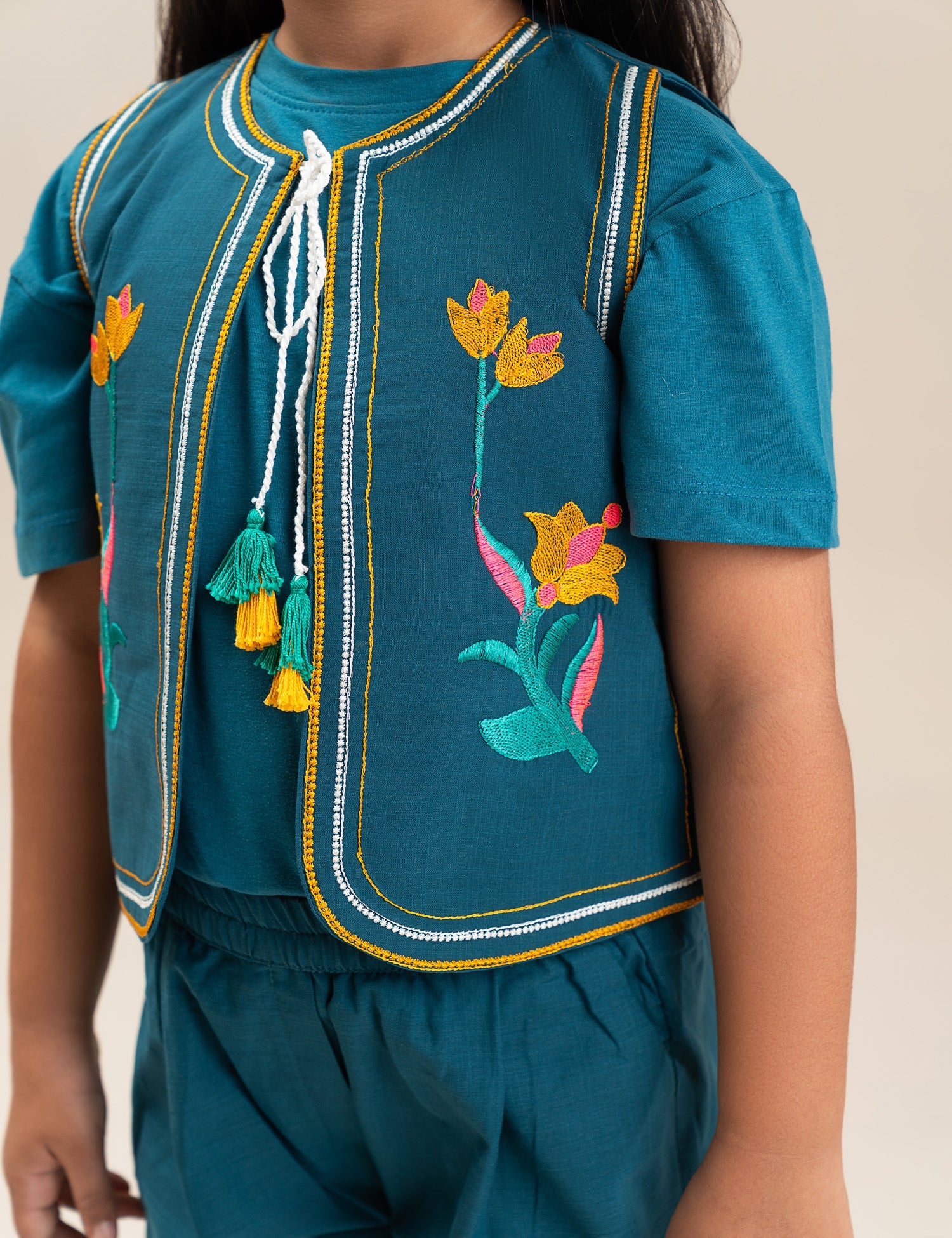 2 PIECE FLORAL EMBROIDERED SUIT