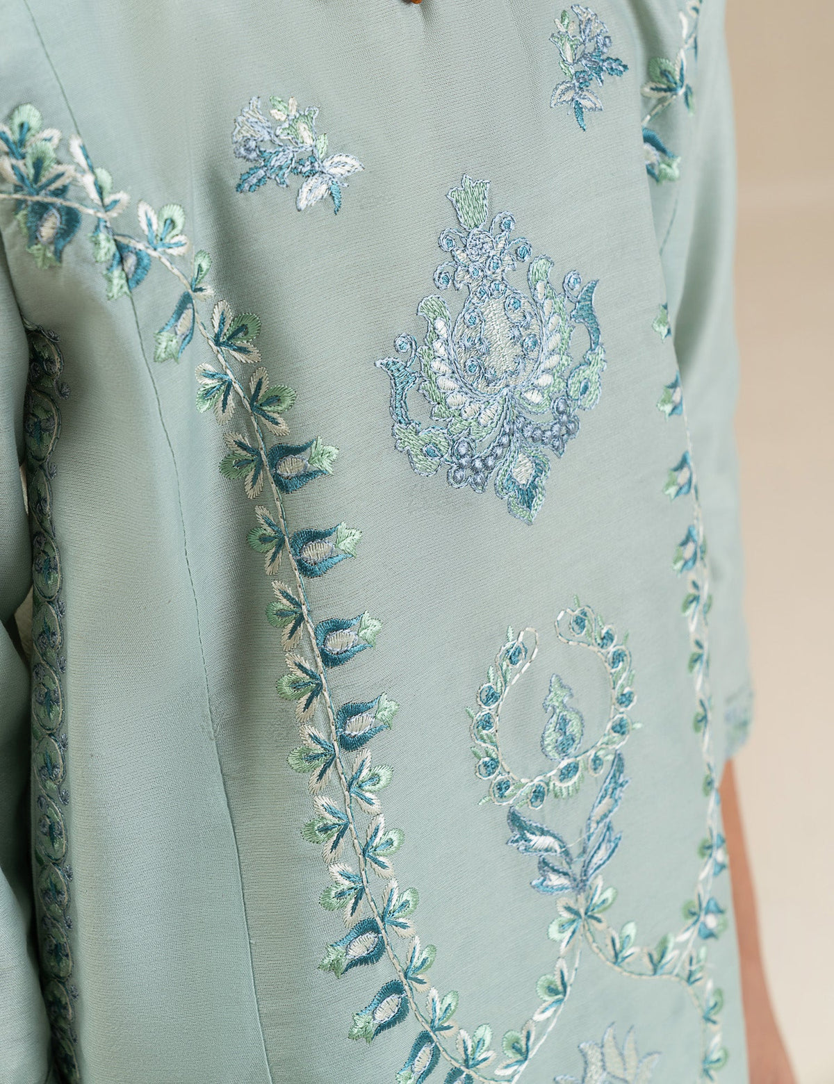 2 PIECE FLORAL EMBROIDERED SUIT