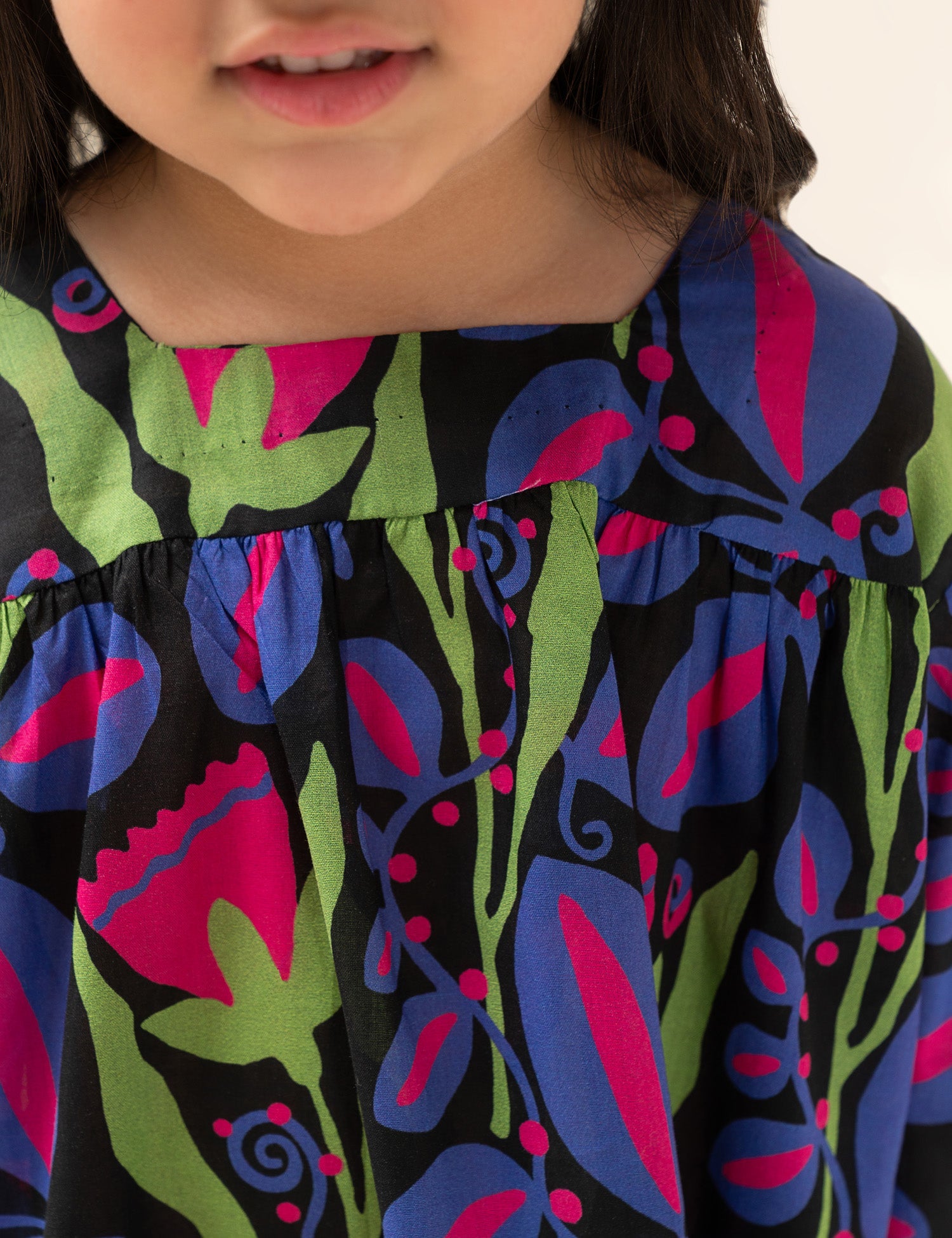 2 PIECE FLORAL PRINTED SUIT