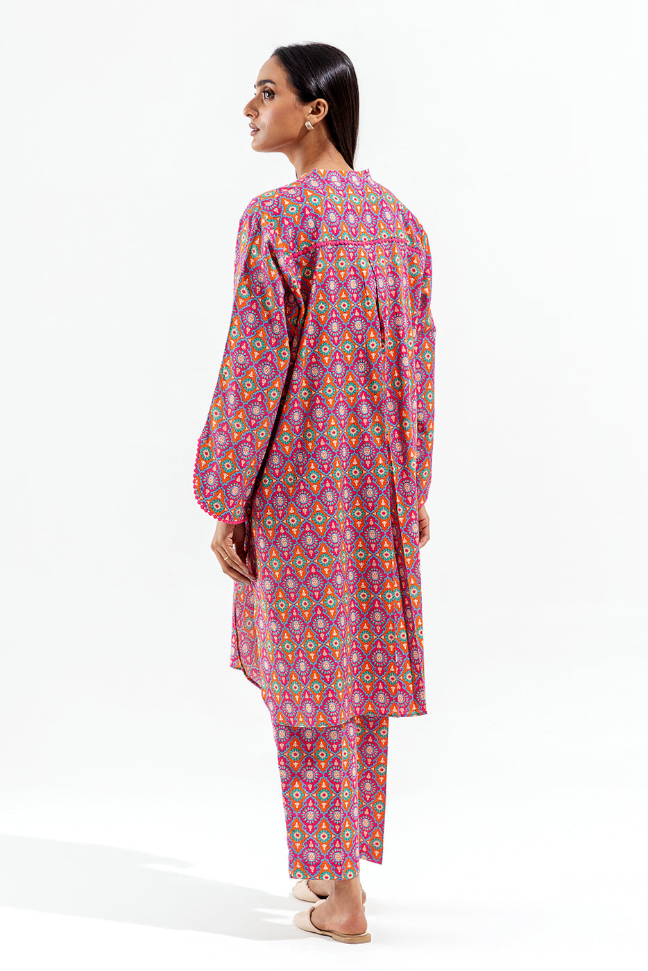 2 PIECE PRINTED LAWN SUIT (PRET)