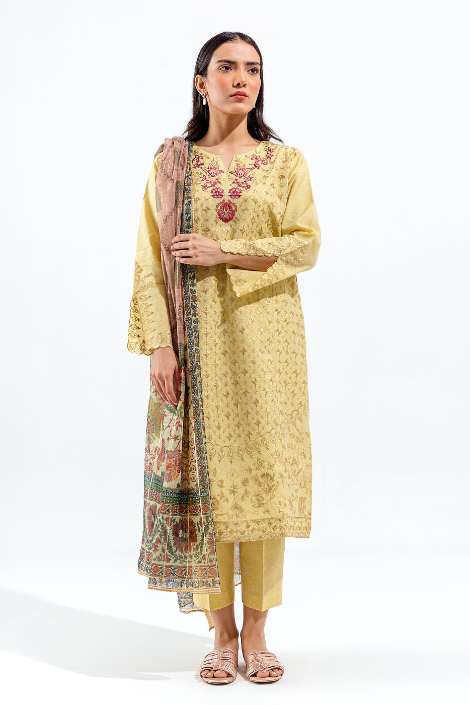 2 Piece Embroidered Slub Suit (Luxury Pret)