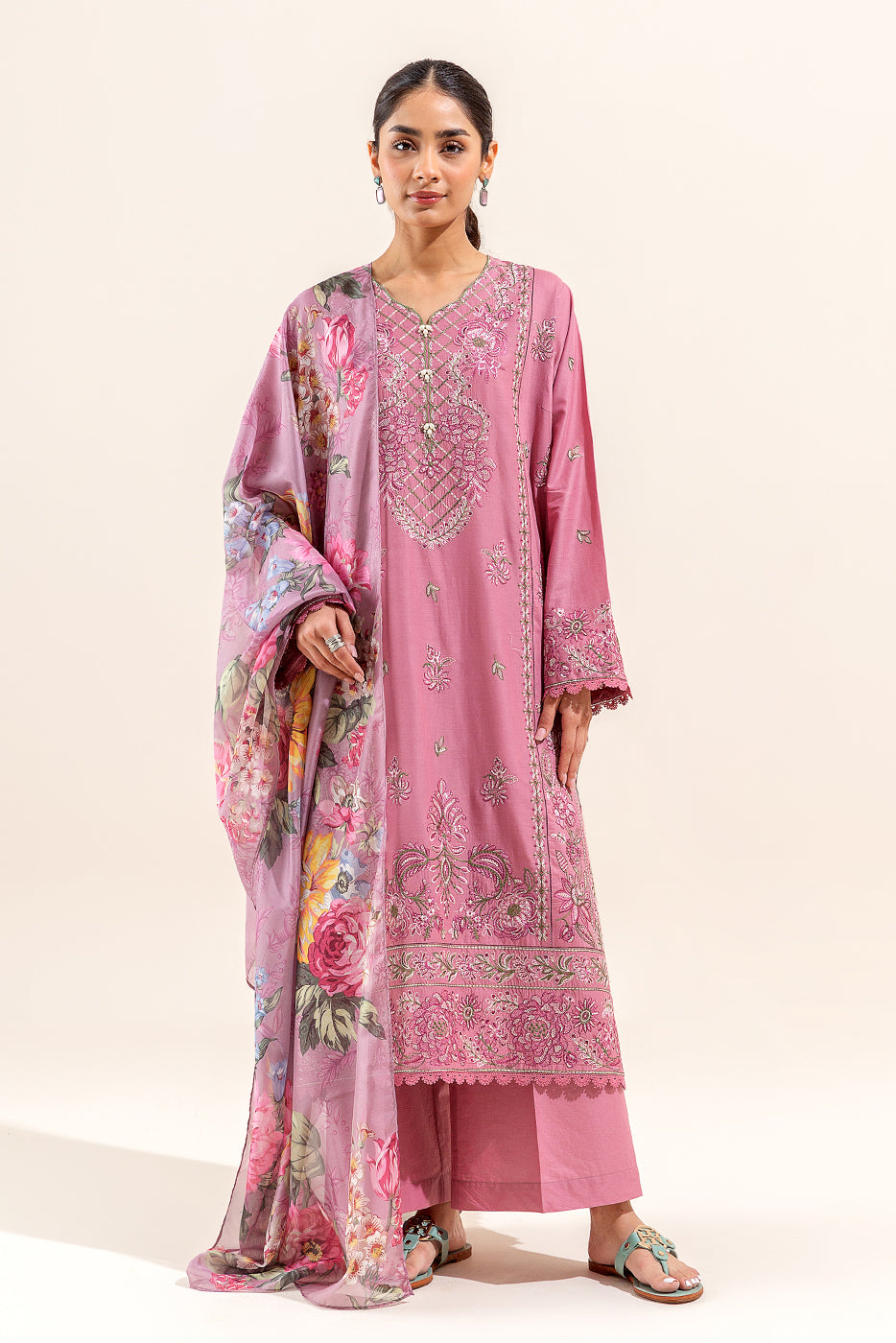 3 Piece Embroidered Lawn Suit (Unstitched)