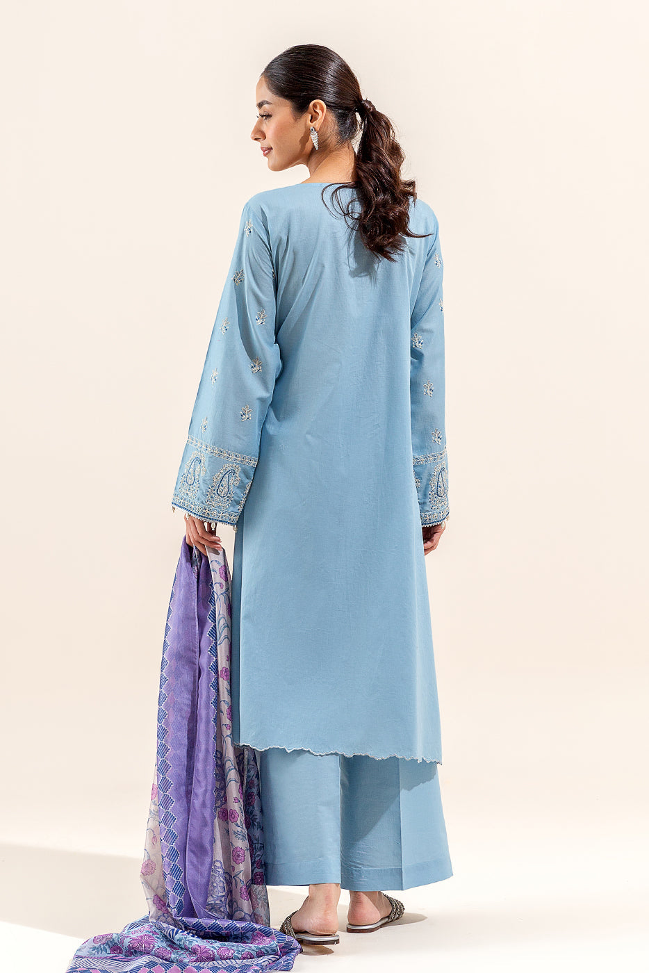 3 Piece Embroidered Lawn Suit (Unstitched)