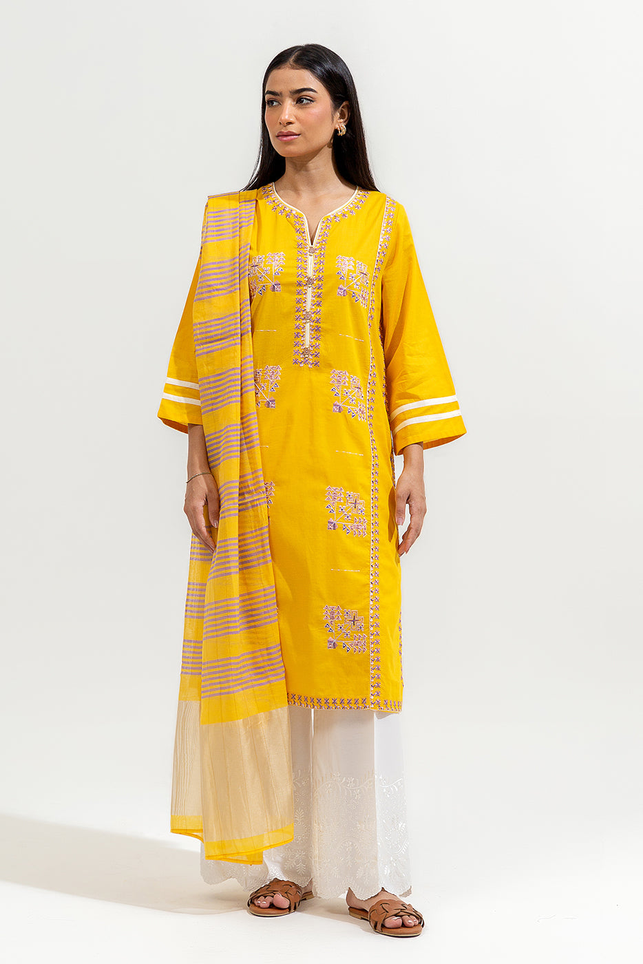 2 Piece Embroidered Lawn Suit (Pret)