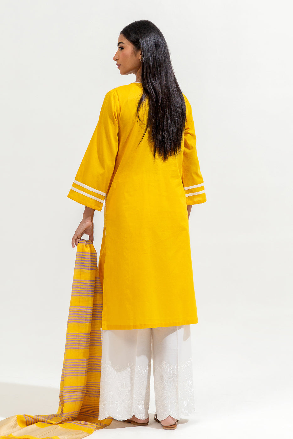 2 Piece Embroidered Lawn Suit (Pret)
