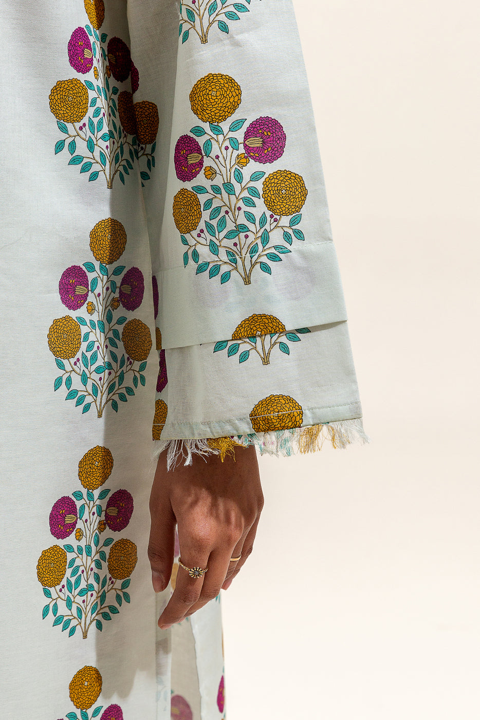 2 Piece Printed Suit-Ivory Bliss (Unstitched)