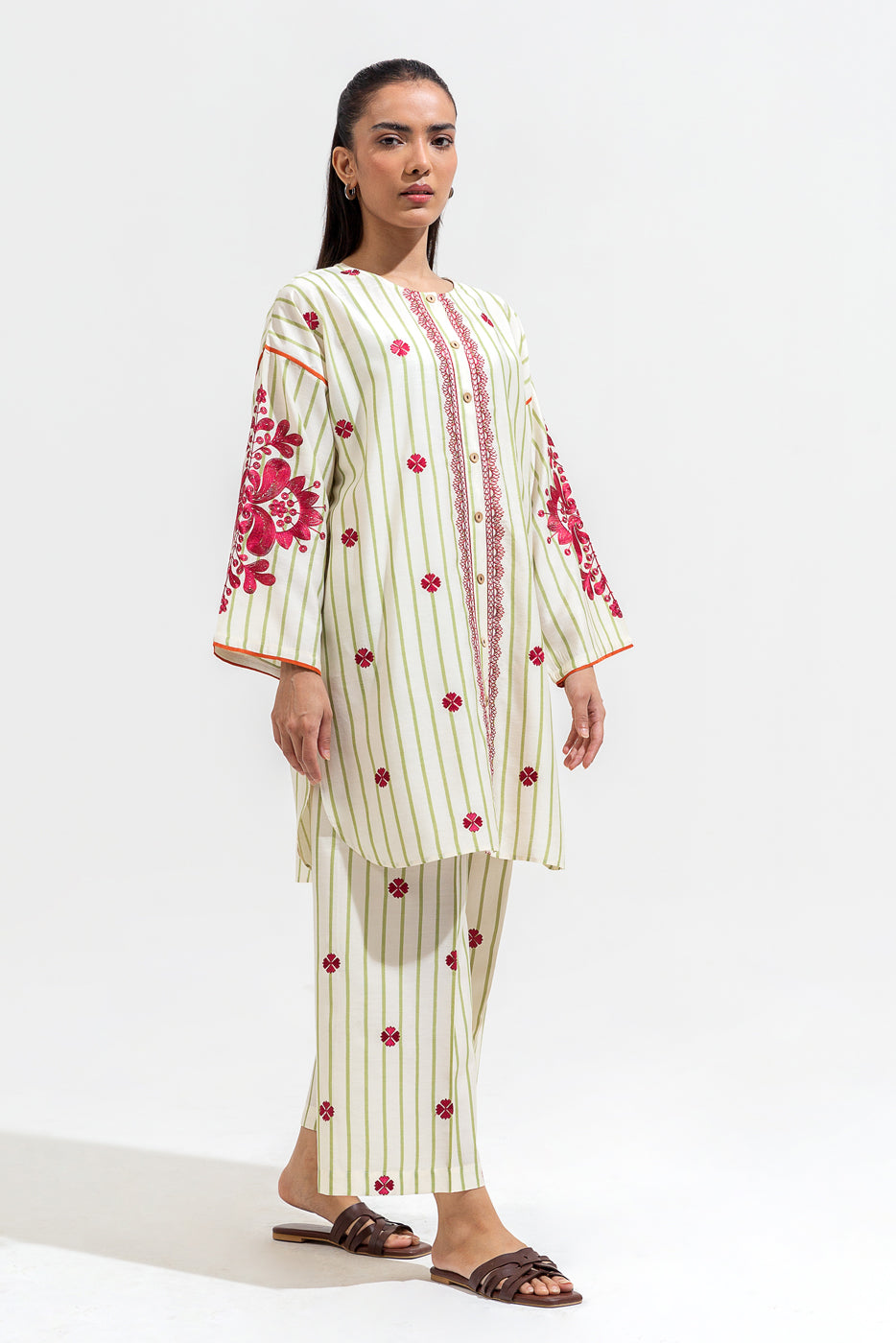 2 Piece Embroidered Yarn Dyed Suit (Pret)