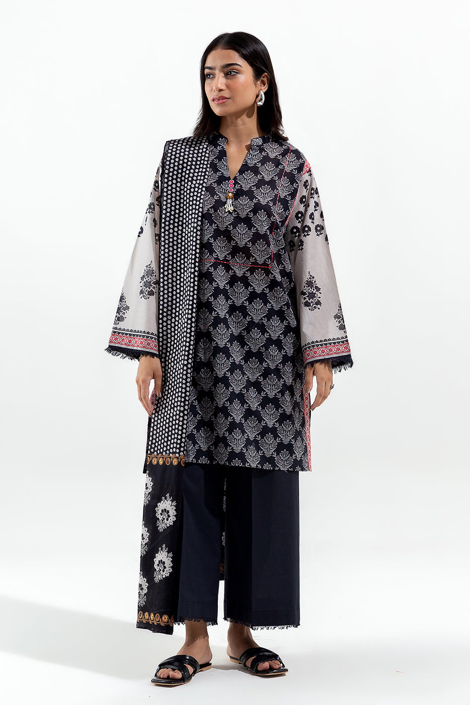 3 Piece Printed Lawn Suit (Pret)