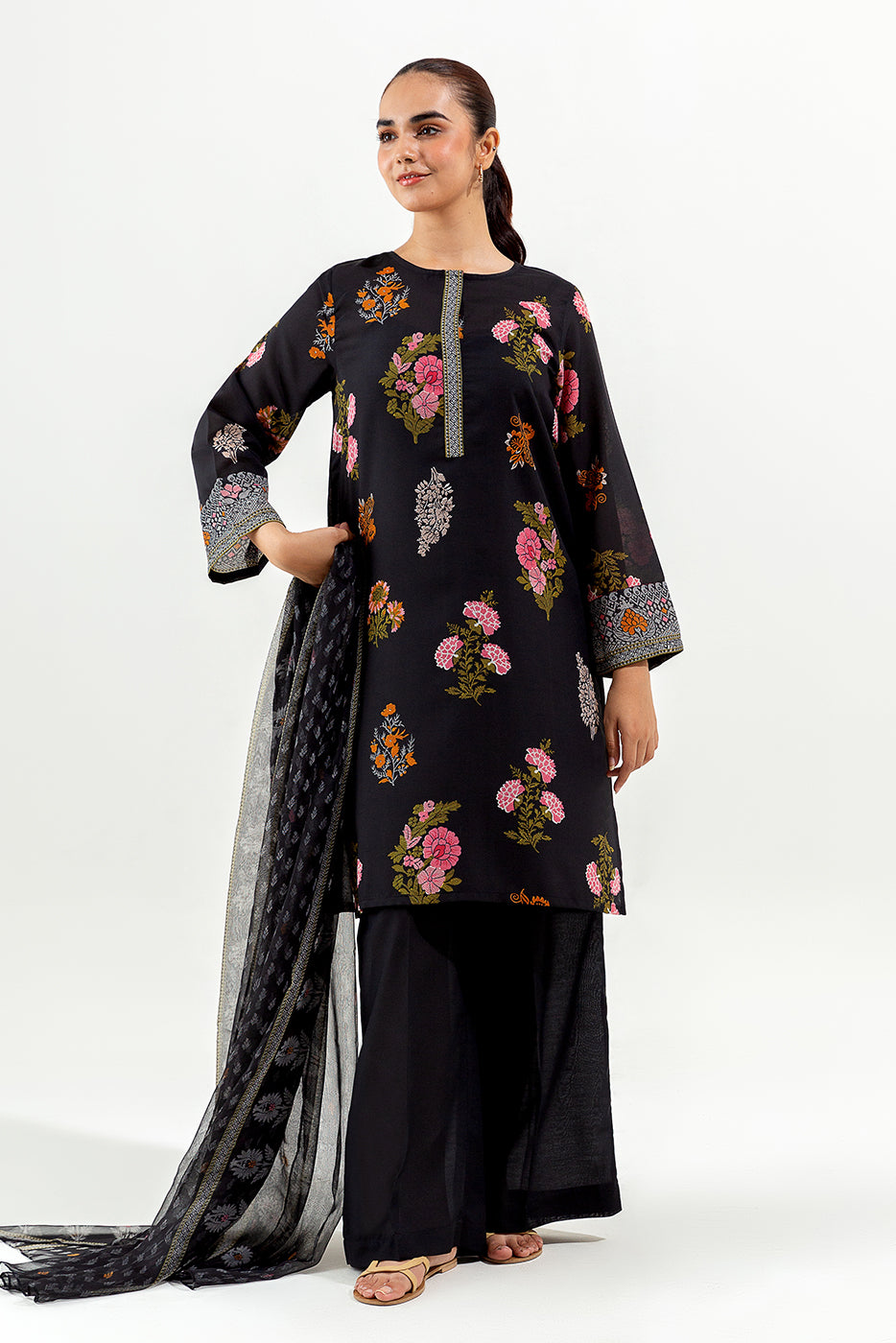 3 Piece Printed Lawn Suit (Pret)