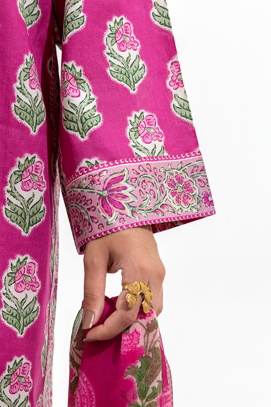 3 Piece Printed Lawn Suit (Pret)