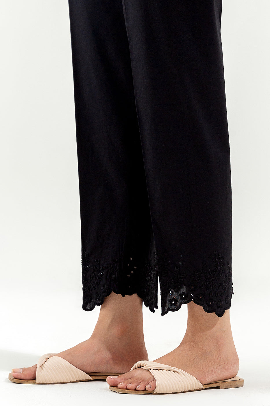 Embroidered Straight Pants