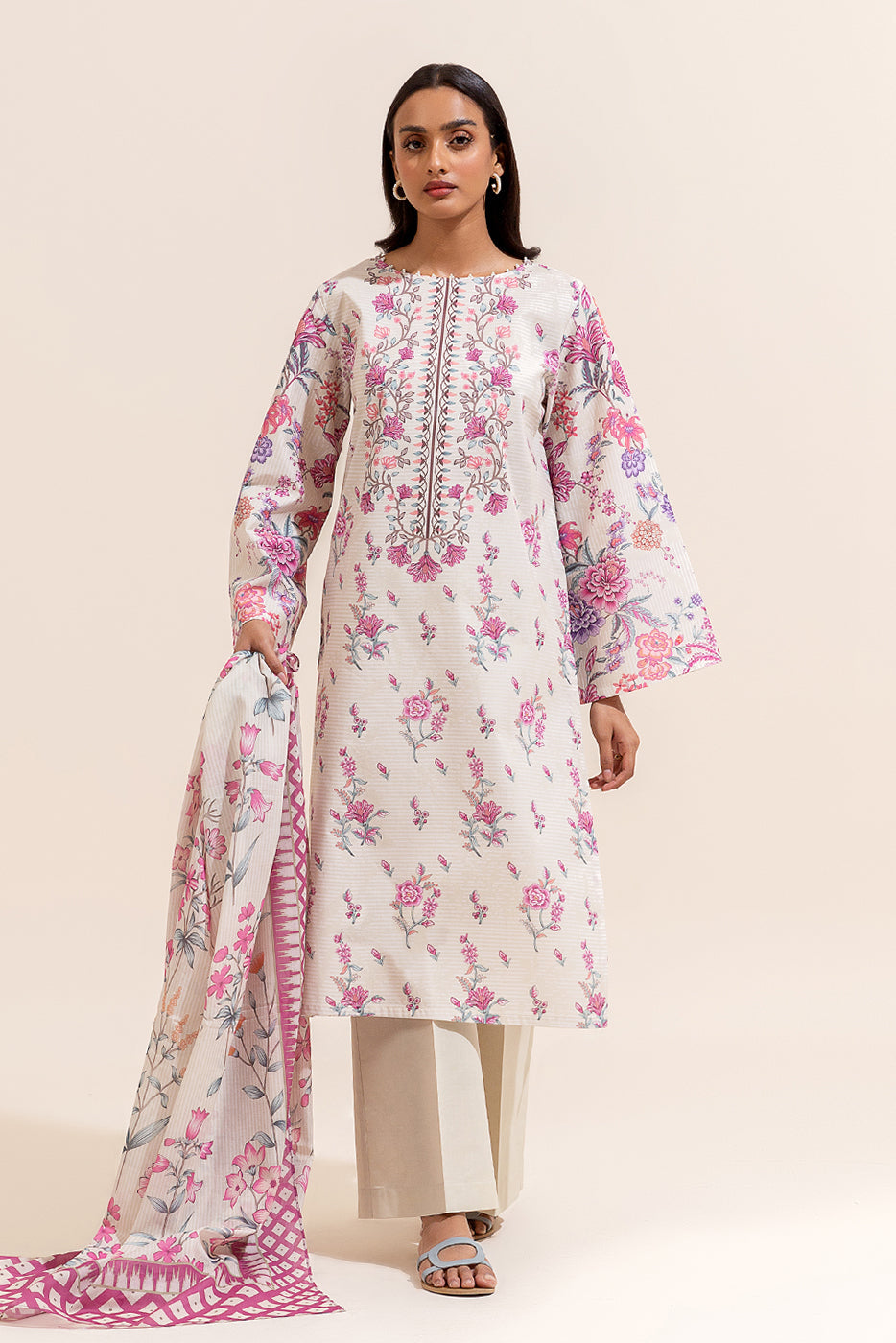 3 Piece Printed Lawn Suit-Crème Florals (Unstitched)
