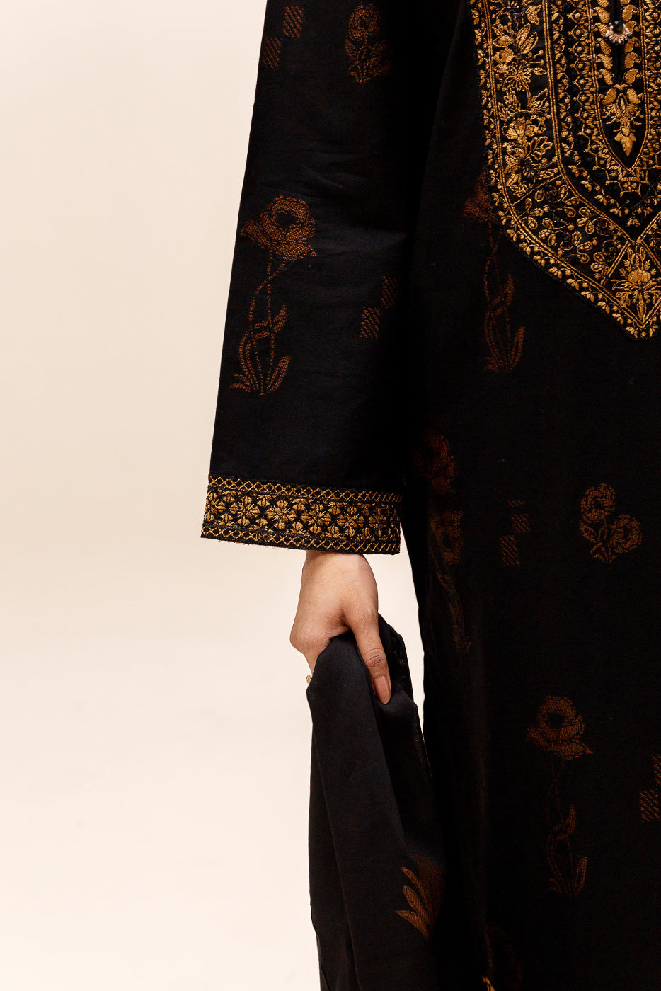 3 Piece Embroidered Jacquard Suit-Raven Glaze (Unstitched)