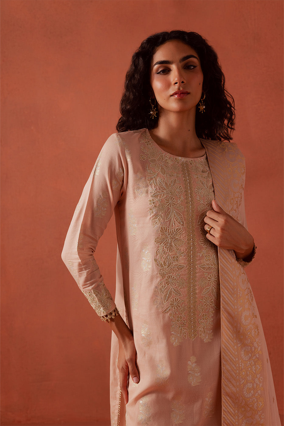 3 PIECE EMBROIDERED LUREX JACQUARAD SUIT-BLUSH MELLOW
