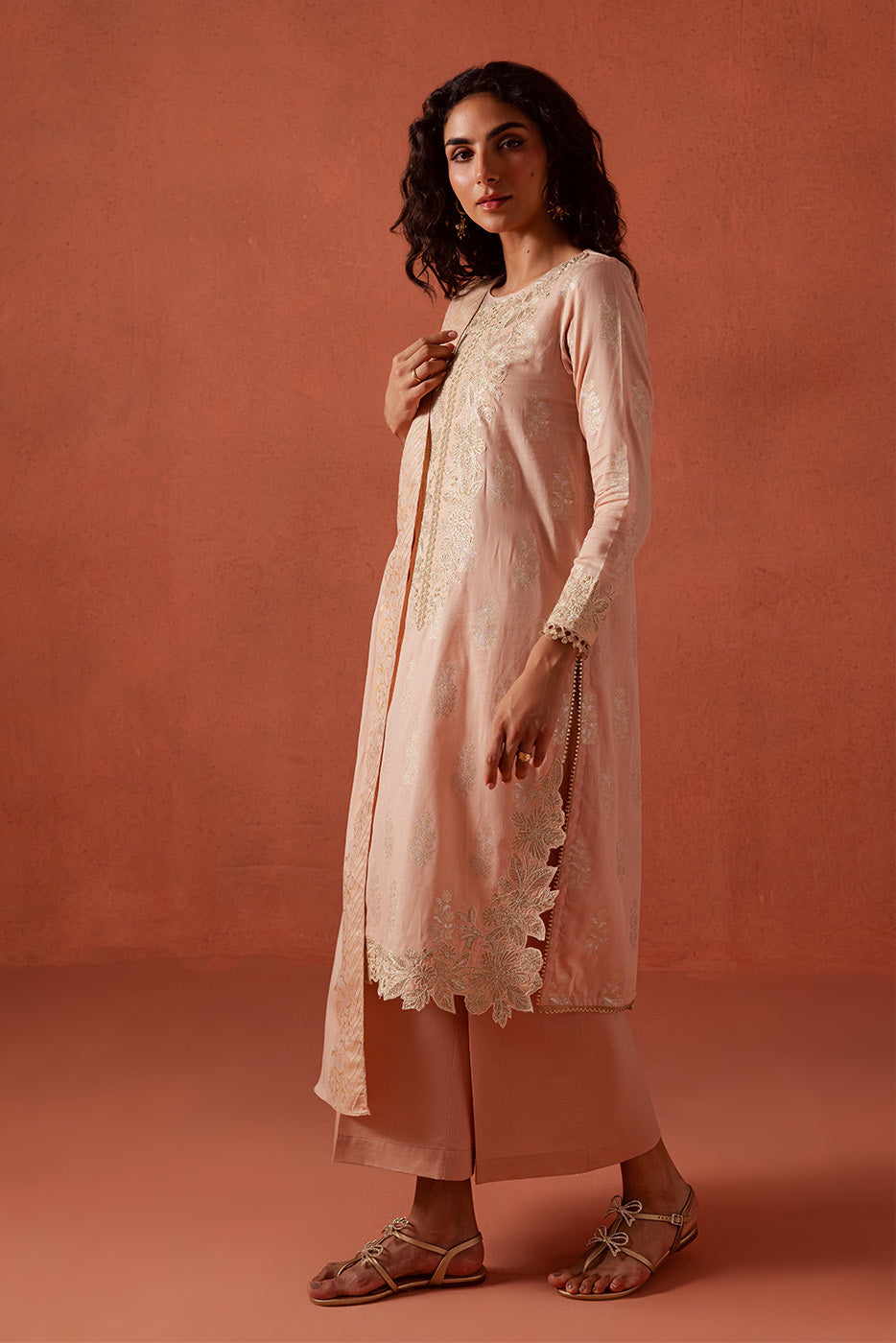 3 PIECE EMBROIDERED LUREX JACQUARAD SUIT-BLUSH MELLOW