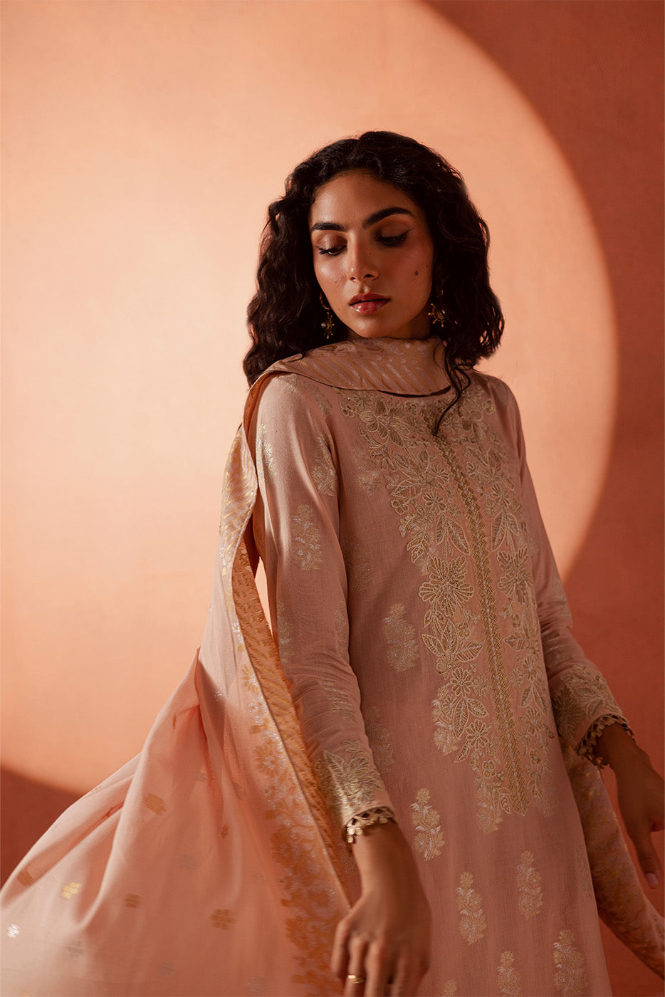 3 PIECE EMBROIDERED LUREX JACQUARAD SUIT-BLUSH MELLOW