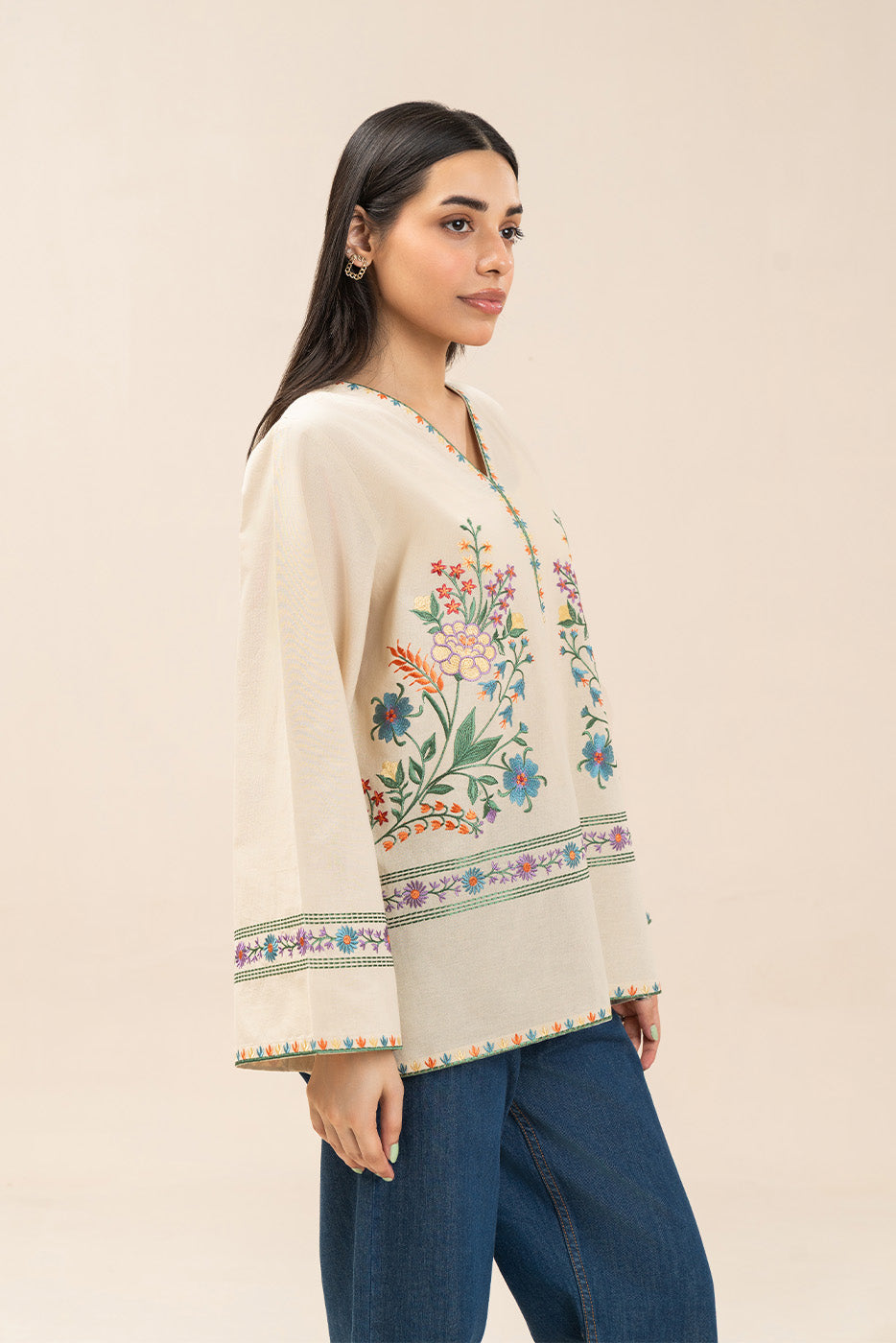 https://cdn.shopify.com/s/files/1/0488/9201/8848/files/BT1260001FU4005_2.jpg?v=1780642404
