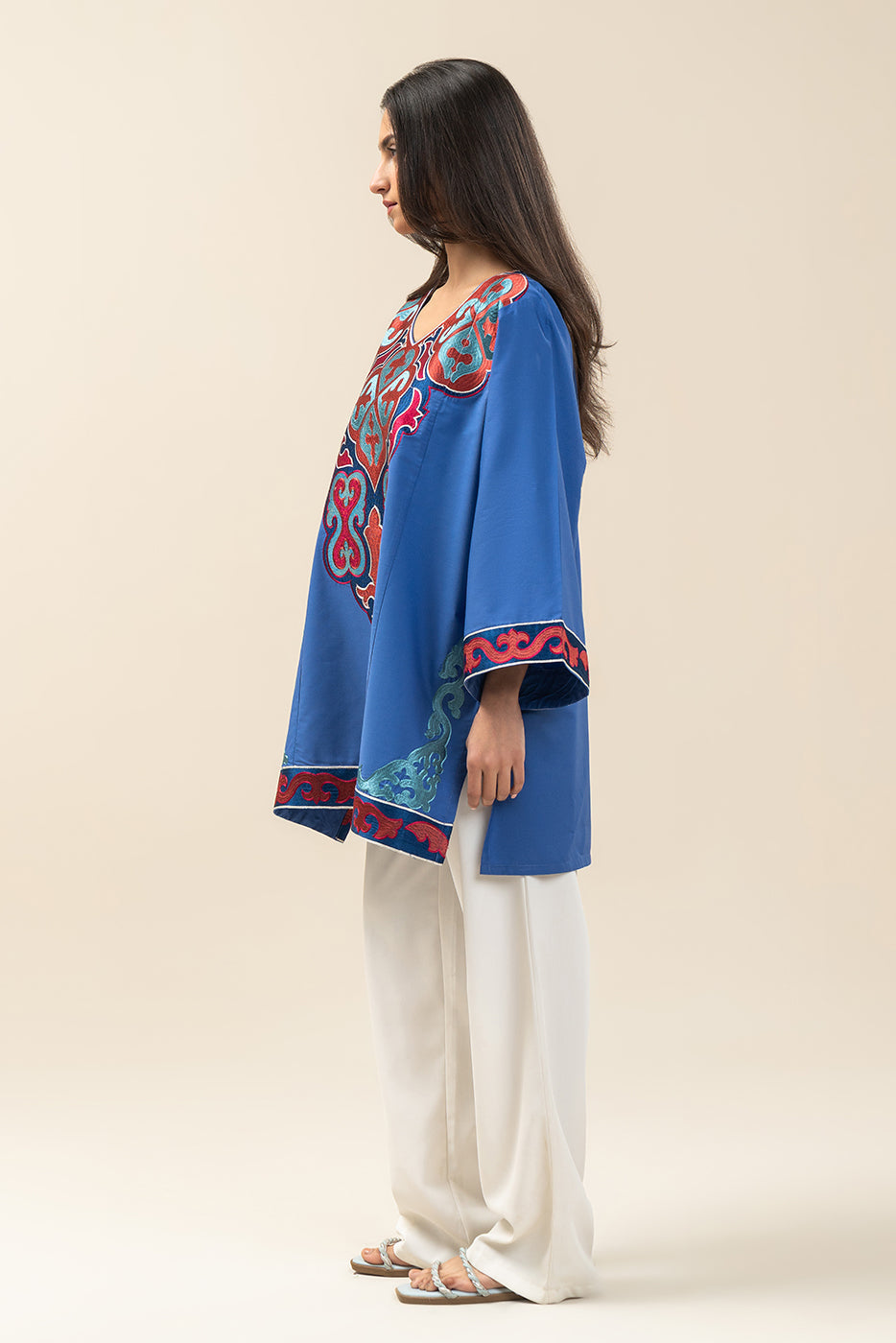 EMBROIDERED COTTON TOP (FLOW)