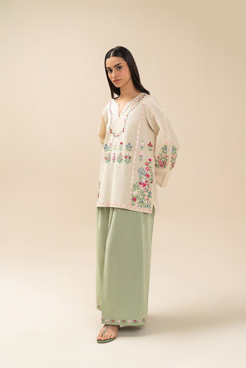 https://cdn.shopify.com/s/files/1/0488/9201/8848/files/BT1260001FU4021_1.jpg?v=1778153120