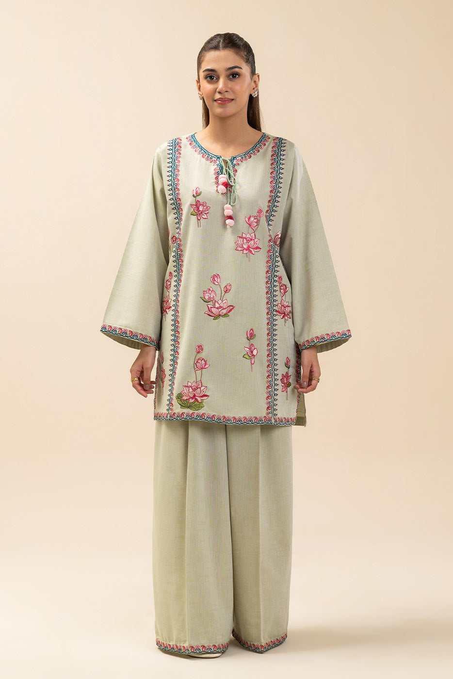 https://cdn.shopify.com/s/files/1/0488/9201/8848/files/BT1260002FU1009_1.jpg?v=1776342172