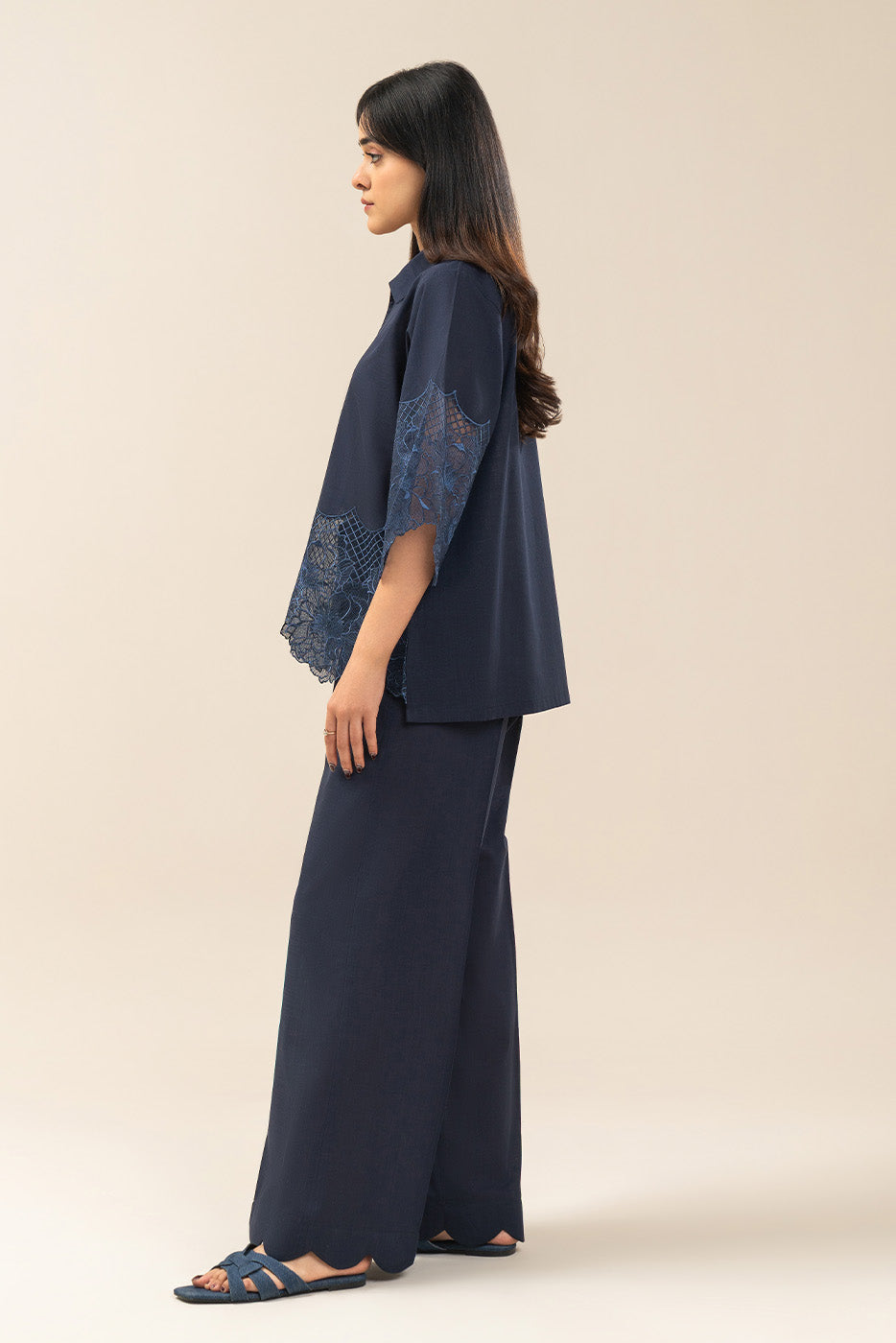 https://cdn.shopify.com/s/files/1/0488/9201/8848/files/BT1260002FU1012_2_2deb7c91-c45e-4d0e-b6a9-c966f49cb547.jpg?v=1772619664