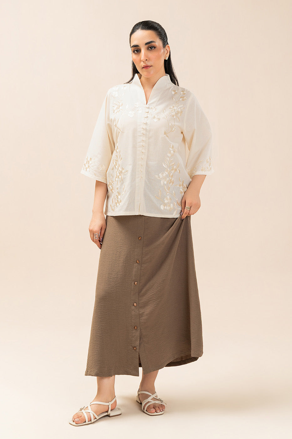 https://cdn.shopify.com/s/files/1/0488/9201/8848/files/BT1260002FU4031.jpg?v=1778157330