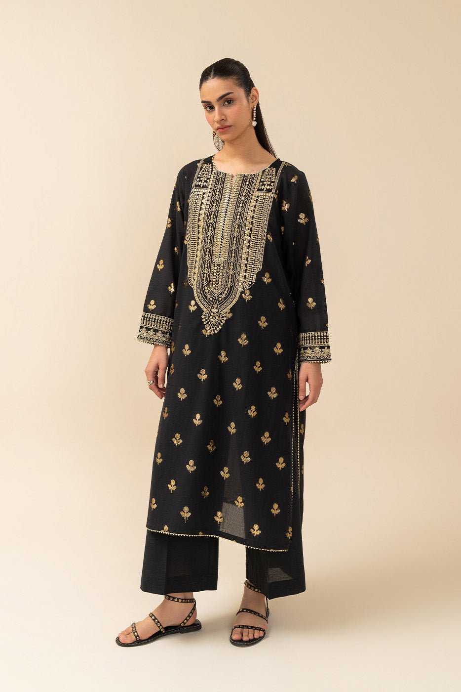 2 PIECE EMBROIDERED LUREX JACQUARD SUIT (PRET)