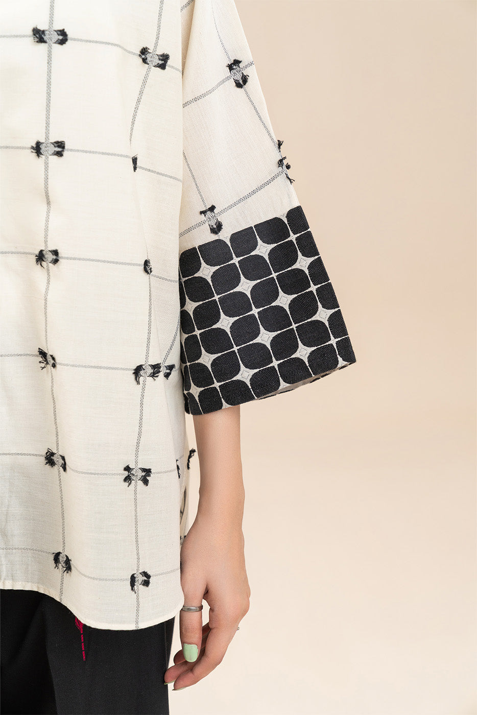 https://cdn.shopify.com/s/files/1/0488/9201/8848/files/BT1260003FU1014_5.jpg?v=1780642550
