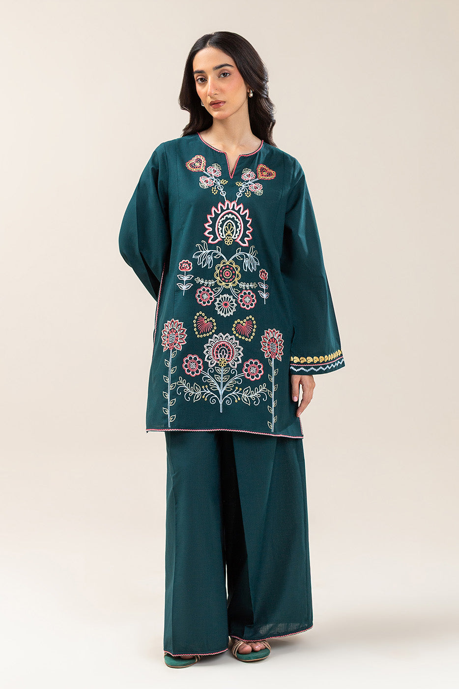 2 PIECE EMBROIDERED SLUB SUIT (FLOW)