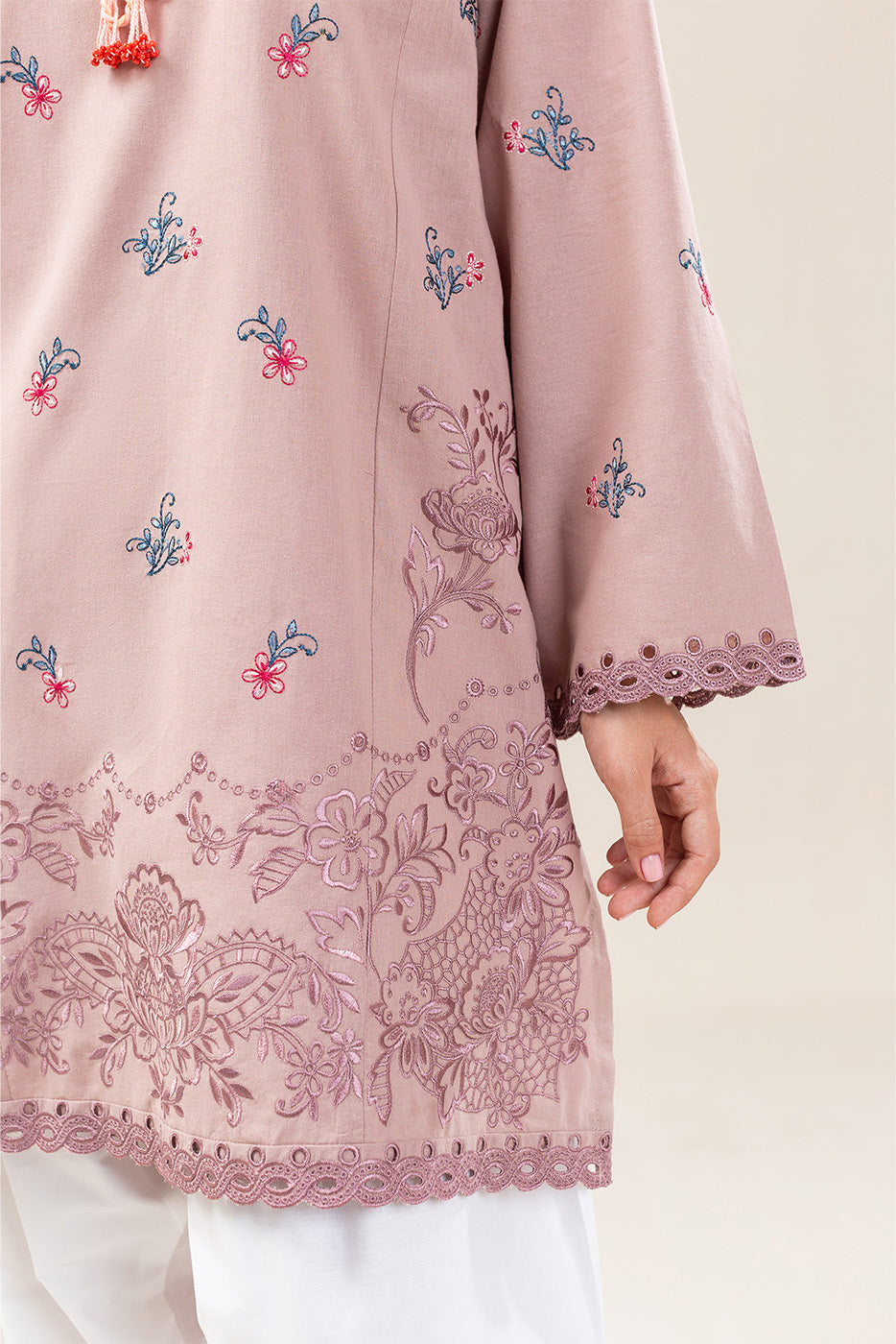 EMBROIDERED SHIRT(FLOW)
