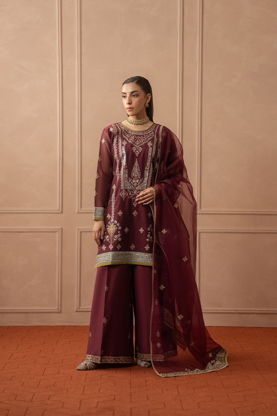 3 PIECE EMBROIDERED PAPER COTTON SUIT (LUXURY PRET)
