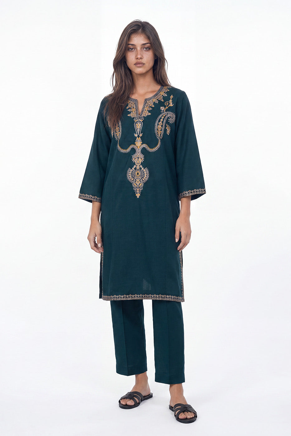2 PIECE EMBROIDERED SLUB SUIT (PRET)