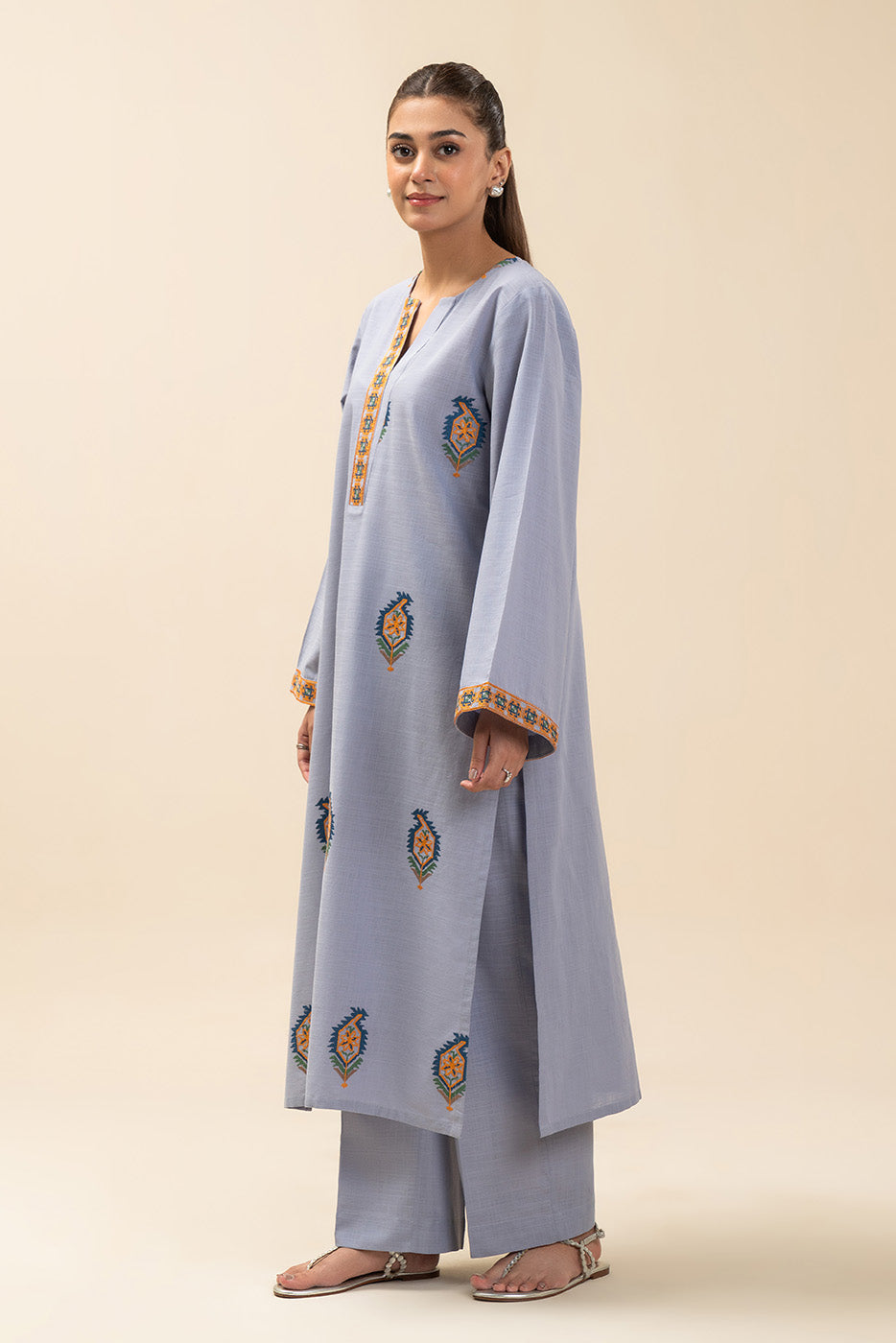 https://cdn.shopify.com/s/files/1/0488/9201/8848/files/BT1260003PR0149_2.jpg?v=1776942598