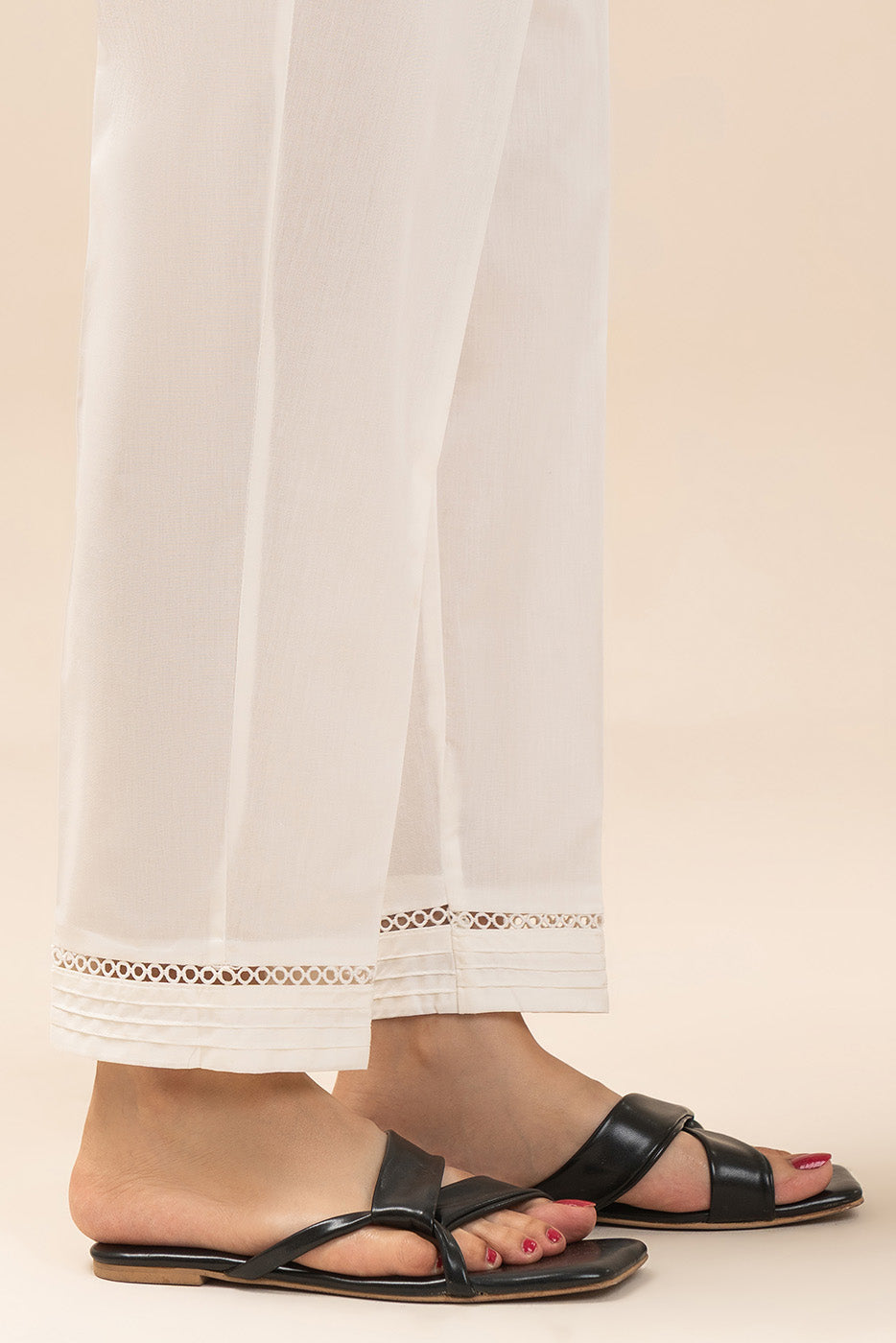 BASIC STRAIGHT PANTS