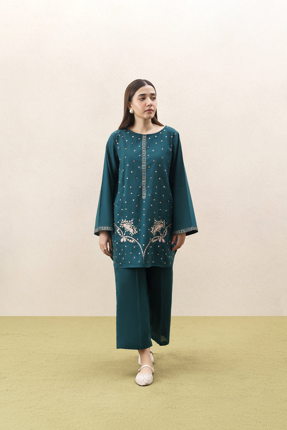 2 PIECE EMBROIDERED LAWN SUIT (PRET)