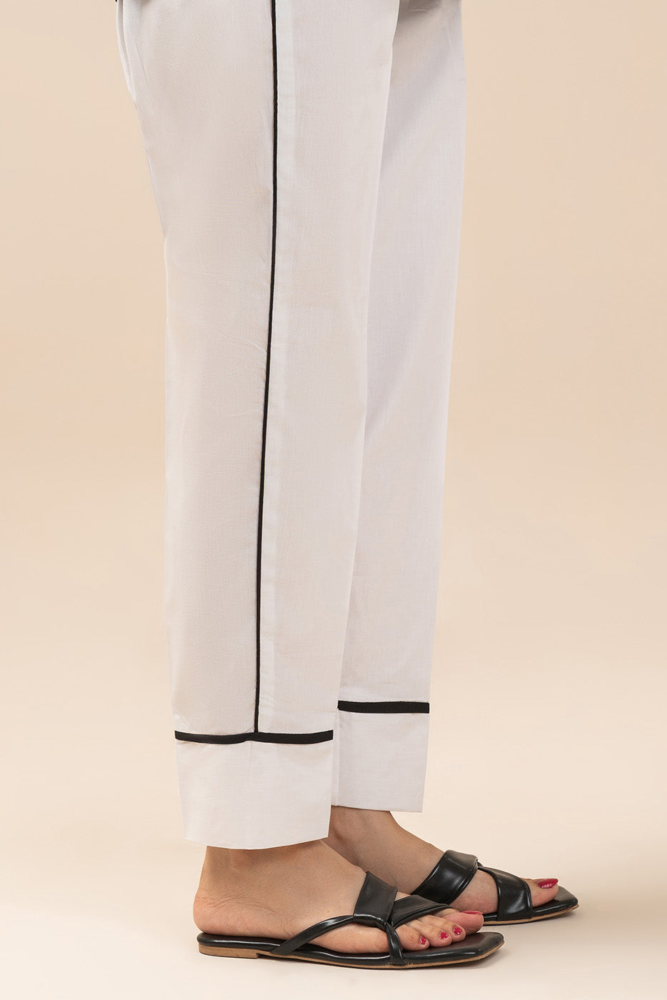 BASIC STRAIGHT PANTS