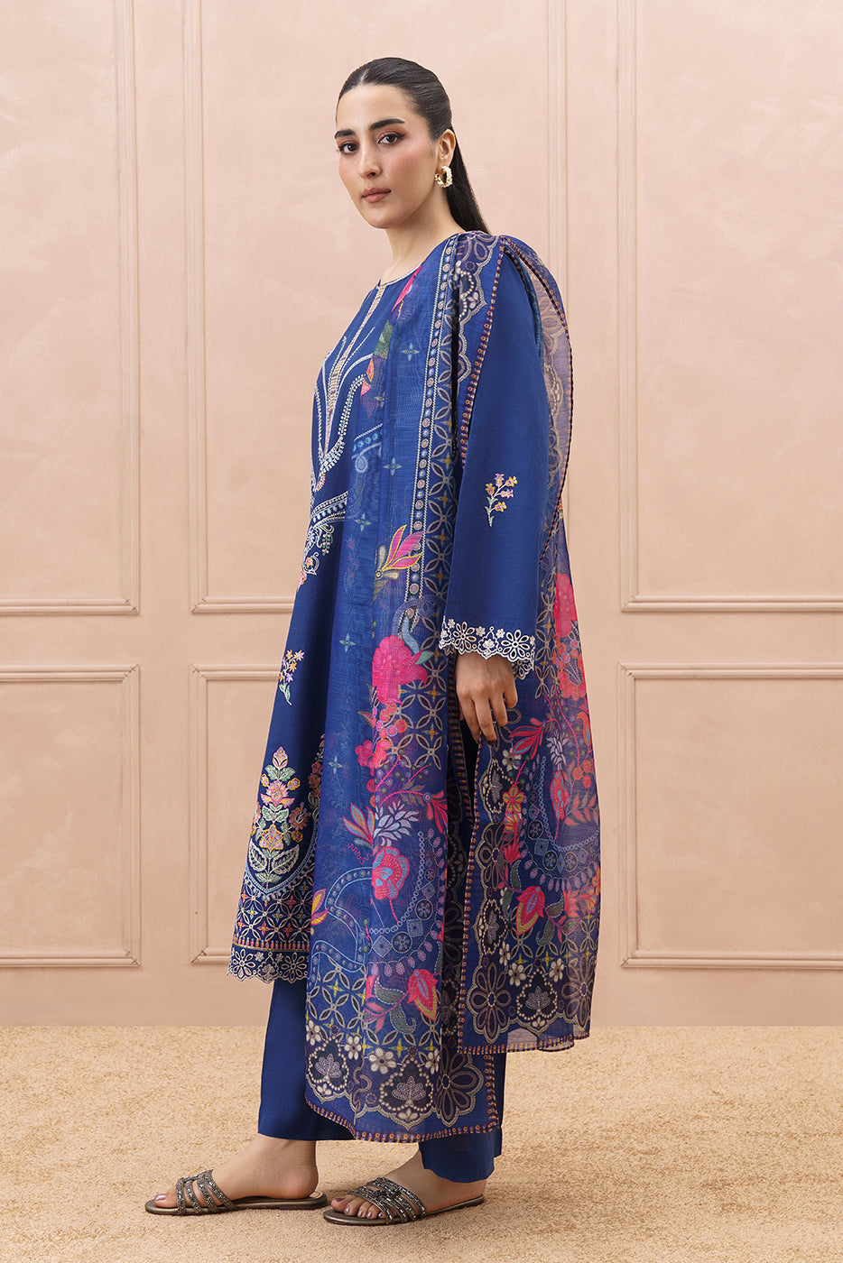 3 PIECE EMBROIDERED SLUB SUIT (HIGH CASUAL)