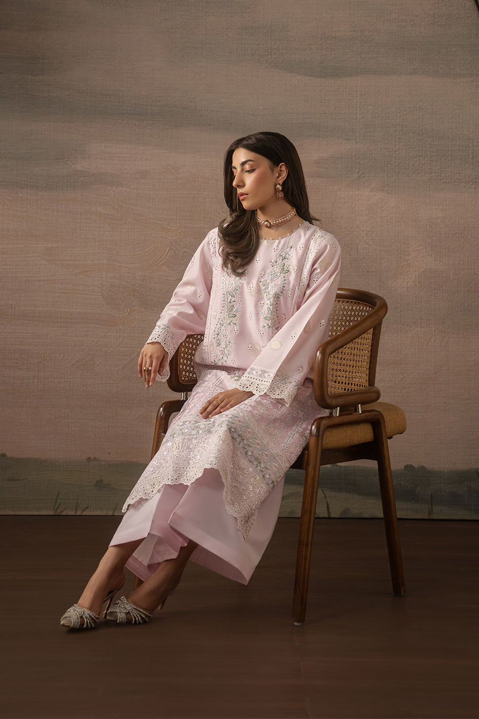 2 PIECE EMBROIDERED ZARI JACQUARD SUIT (LUXURY PRET)