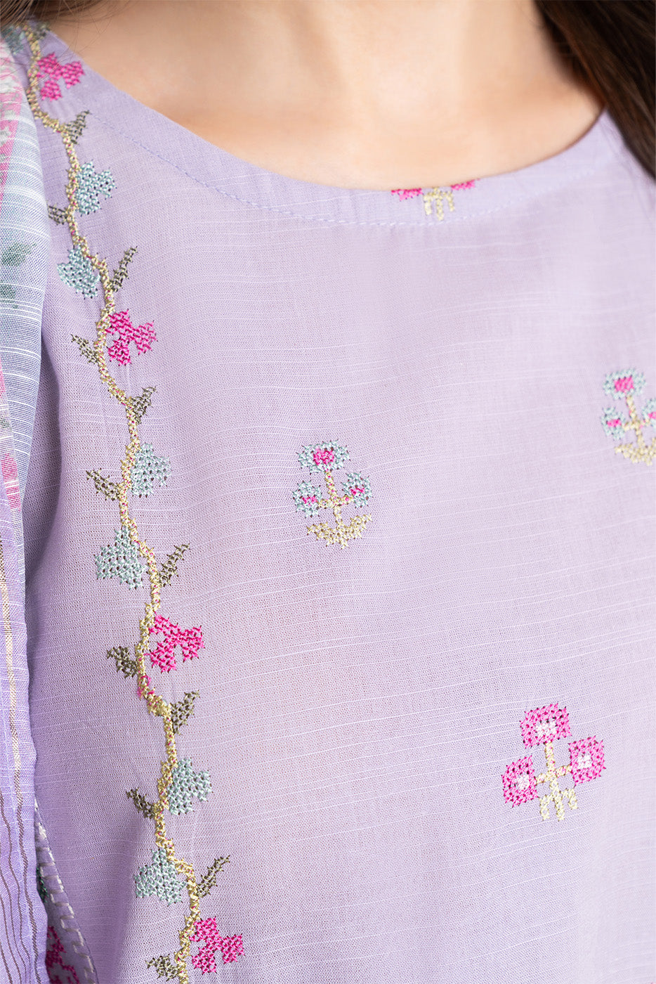 2 PIECE EMBROIDERED SLUB SUIT (PRET)