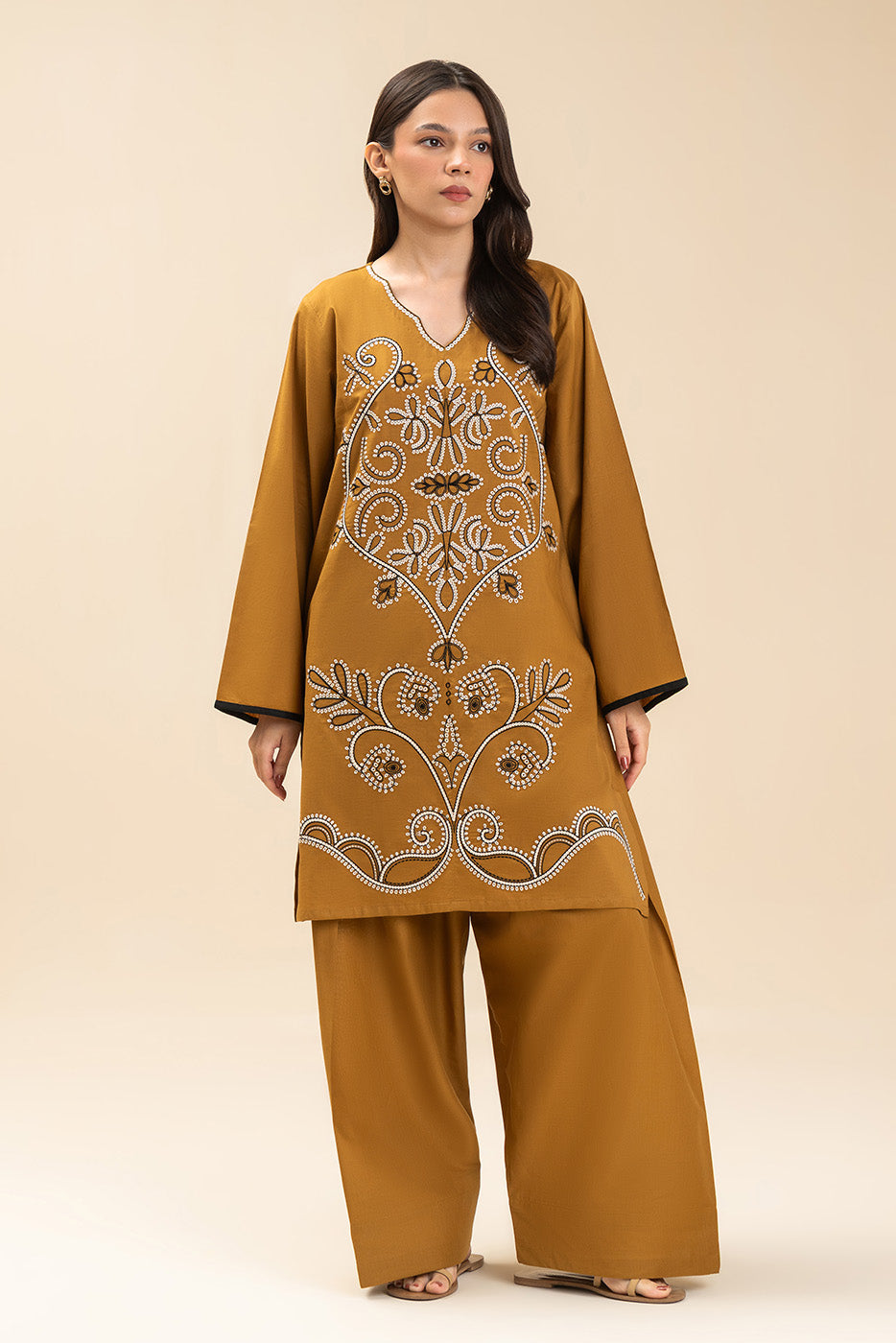 2 PIECE EMBROIDERED LAWN SUIT (PRET)