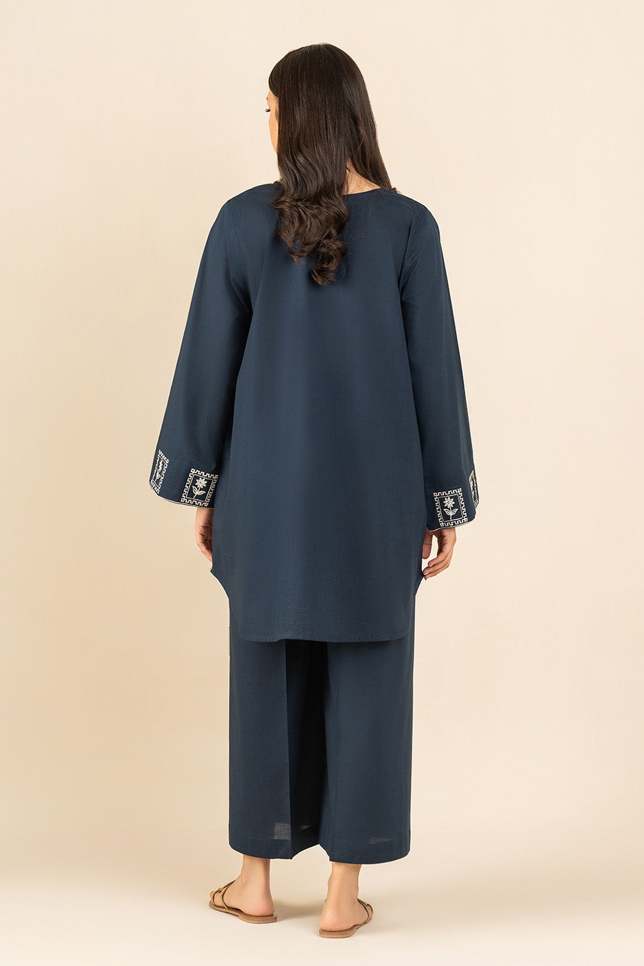 2 PIECE EMBROIDERED LAWN SUIT (PRET)